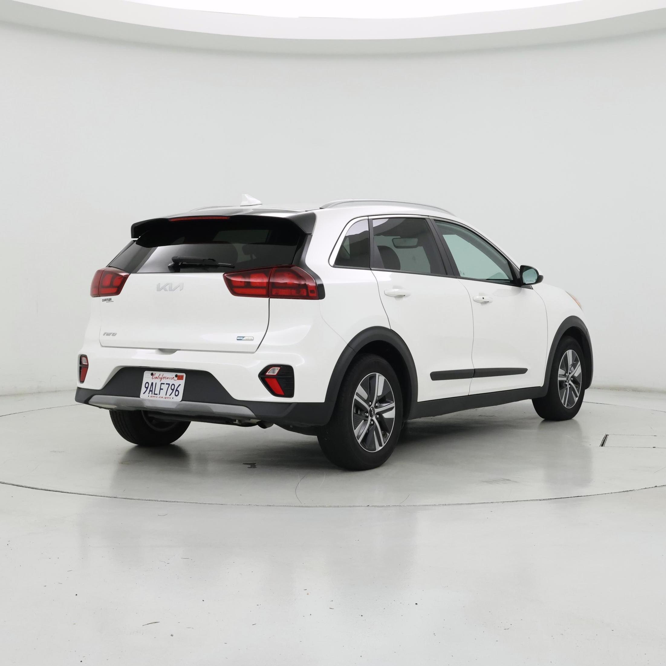 Thumbnail: 2022 Kia Niro - 8