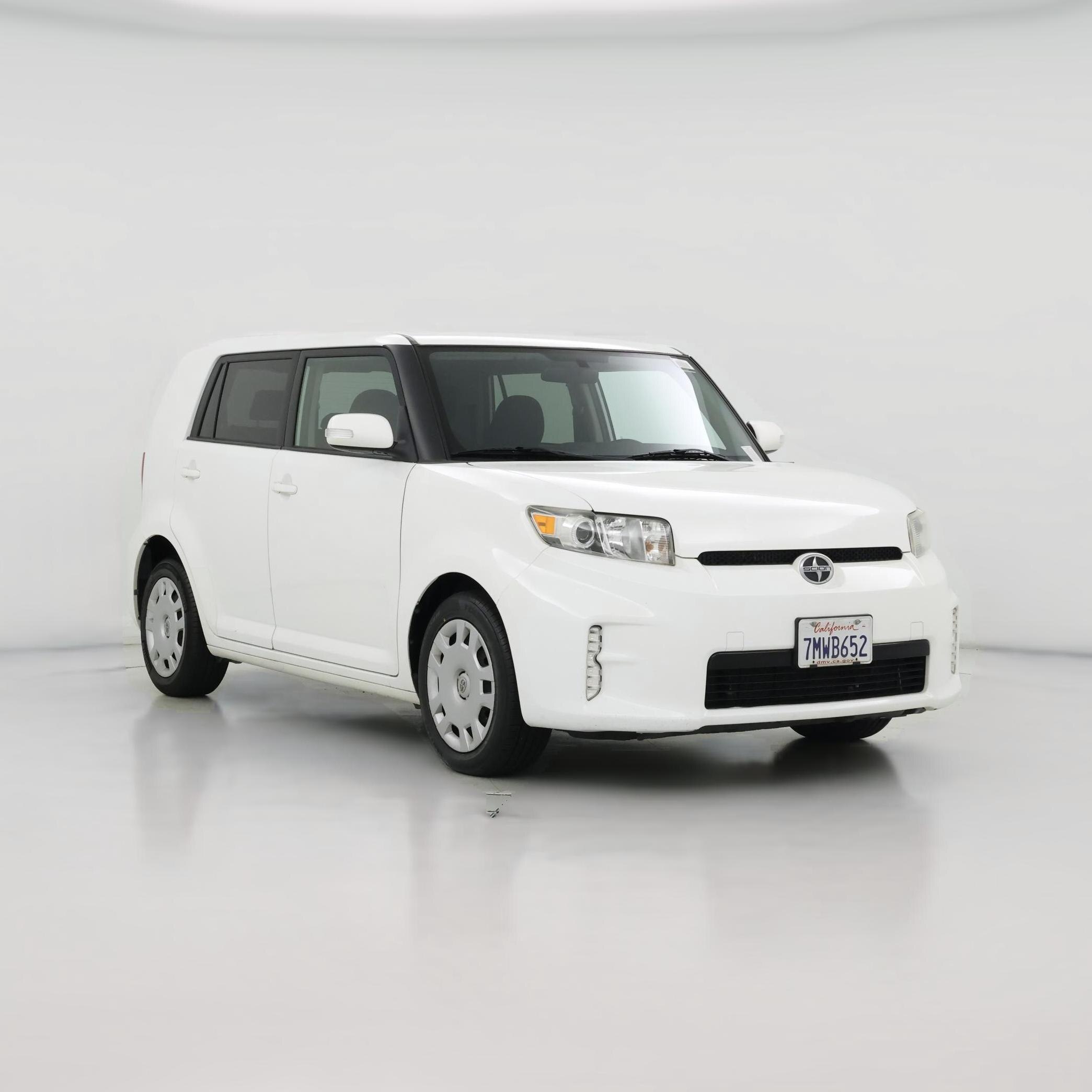 Thumbnail: 2015 Scion xB - 1