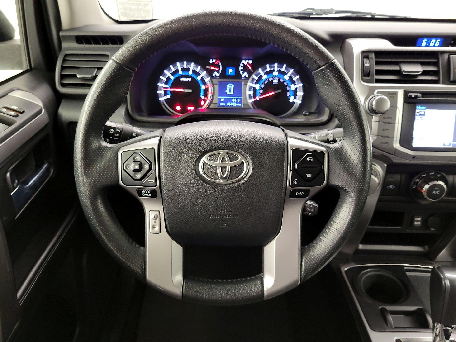 Thumbnail: 2017 Toyota 4Runner - 10