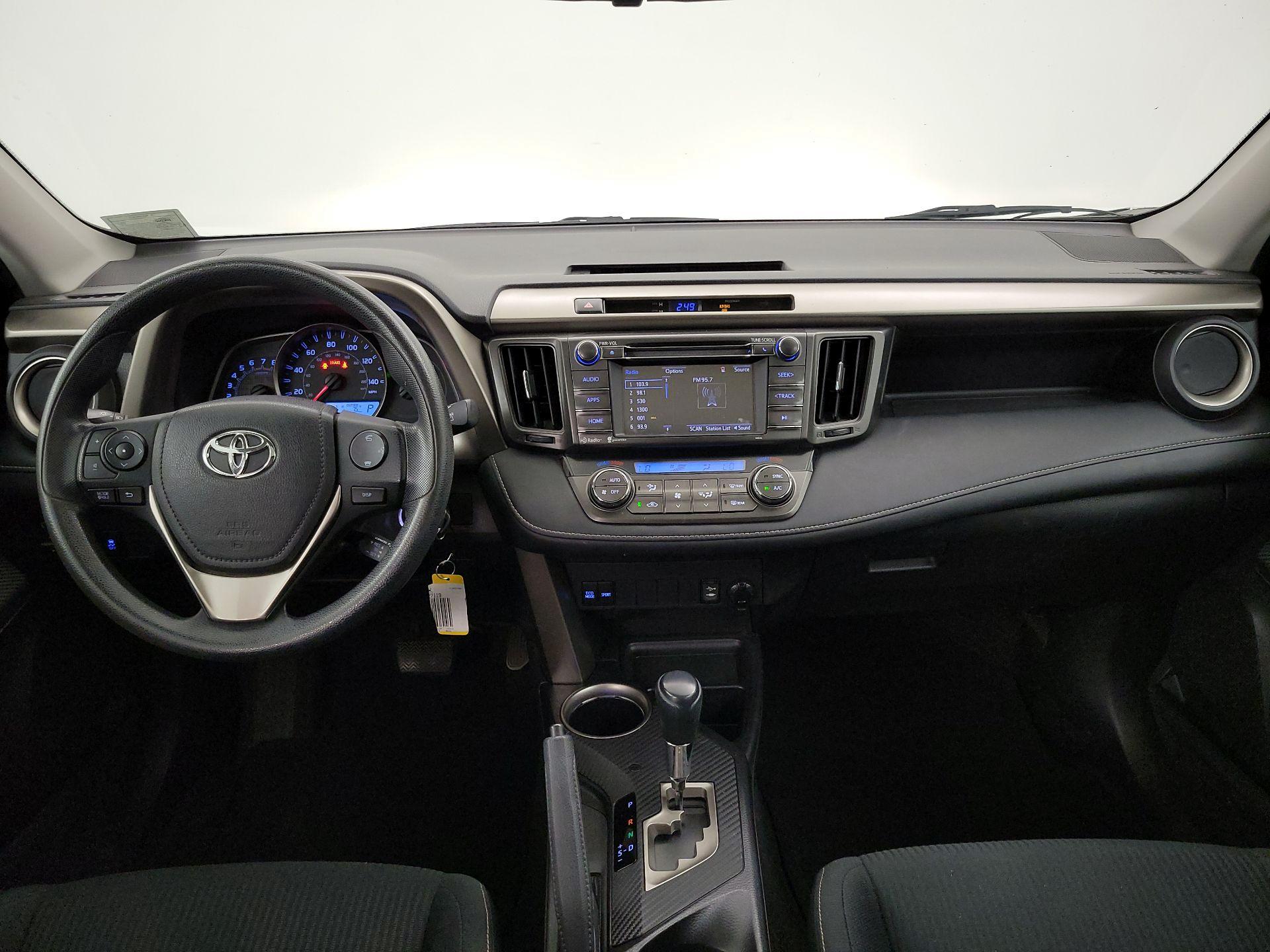 Thumbnail: 2014 Toyota RAV4 - 9