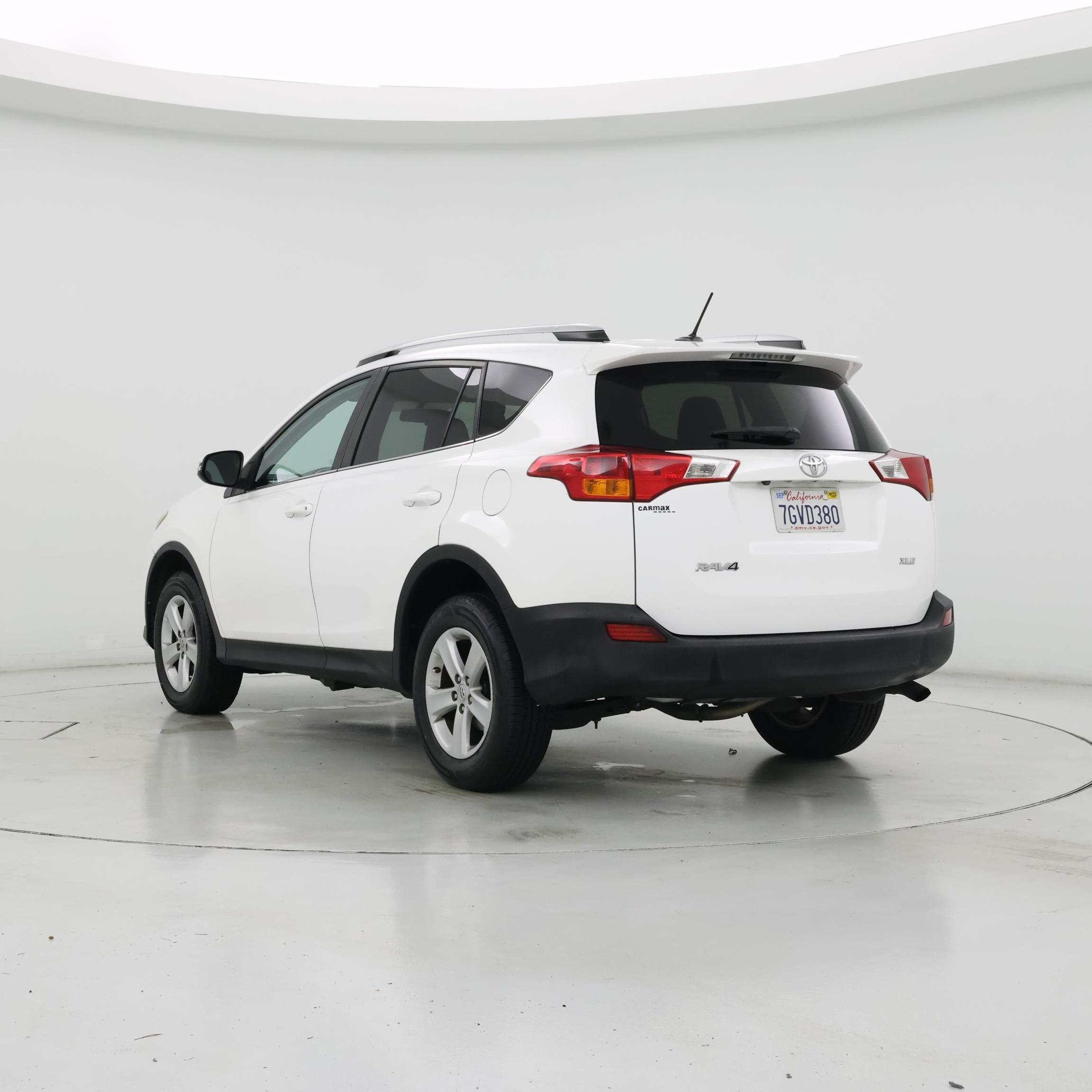 Thumbnail: 2014 Toyota RAV4 - 2
