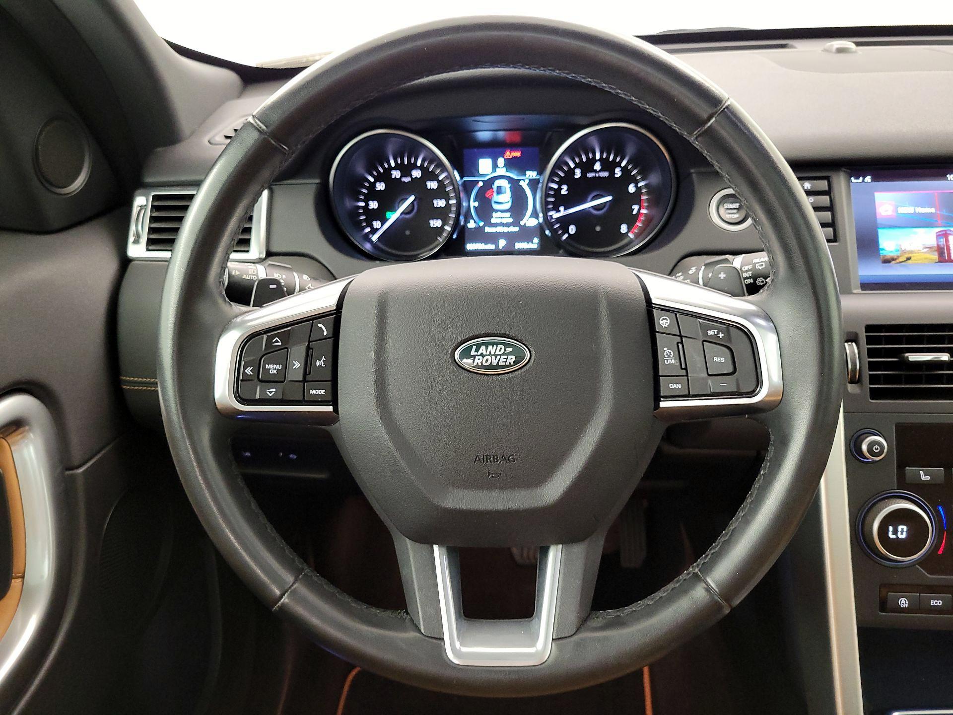 Thumbnail: 2019 Land Rover Discovery Sport - 10