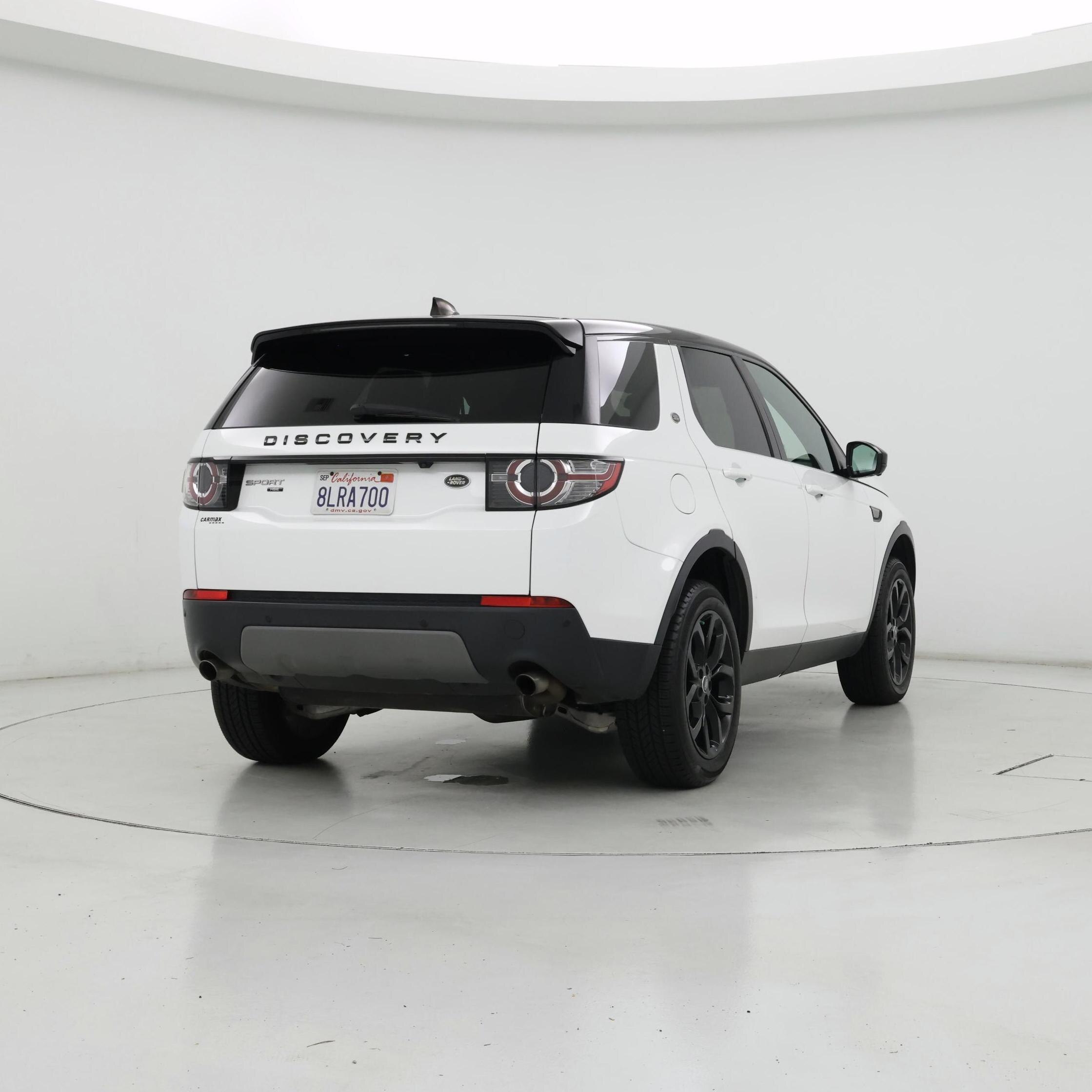 Thumbnail: 2019 Land Rover Discovery Sport - 8