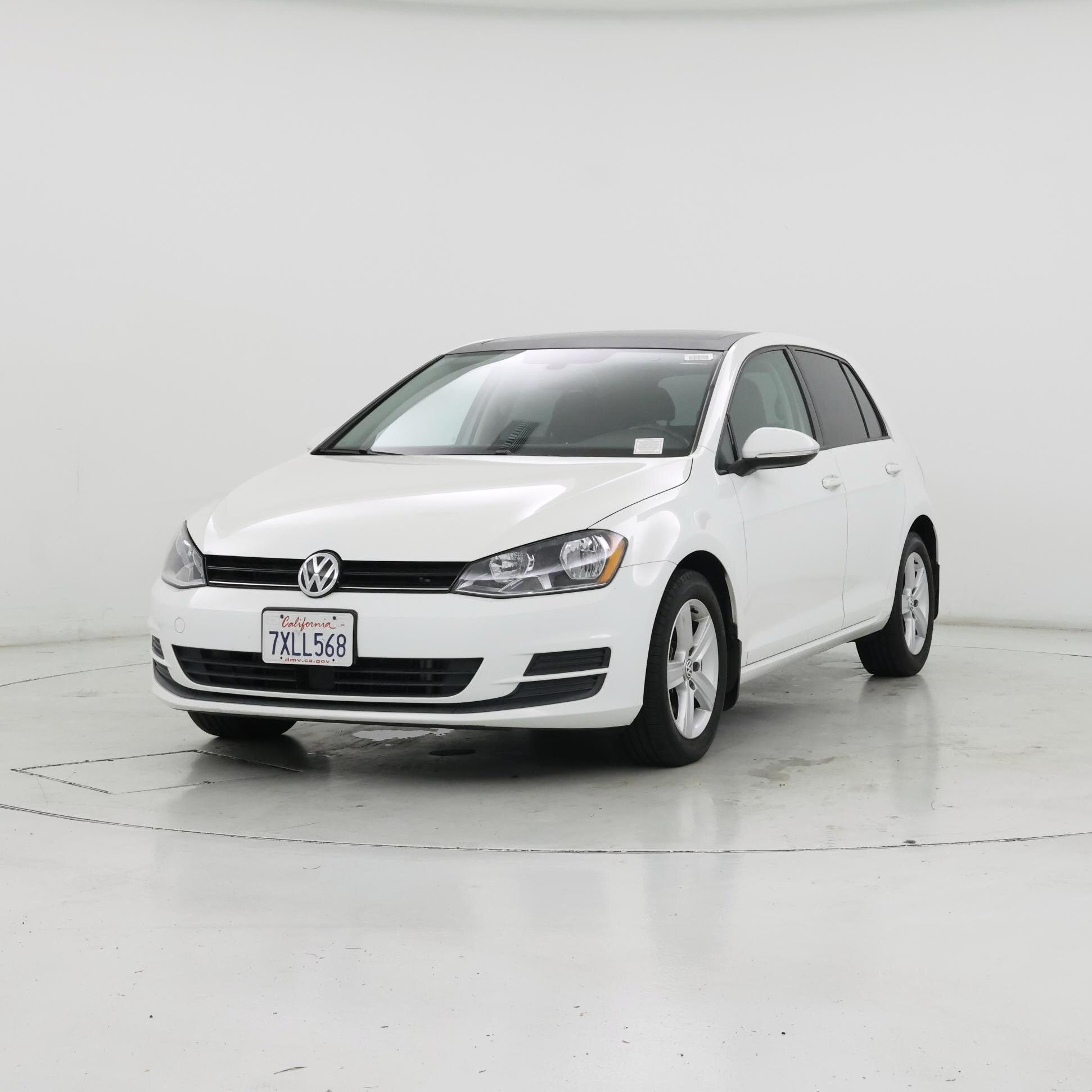 Thumbnail: 2017 Volkswagen Golf - 4