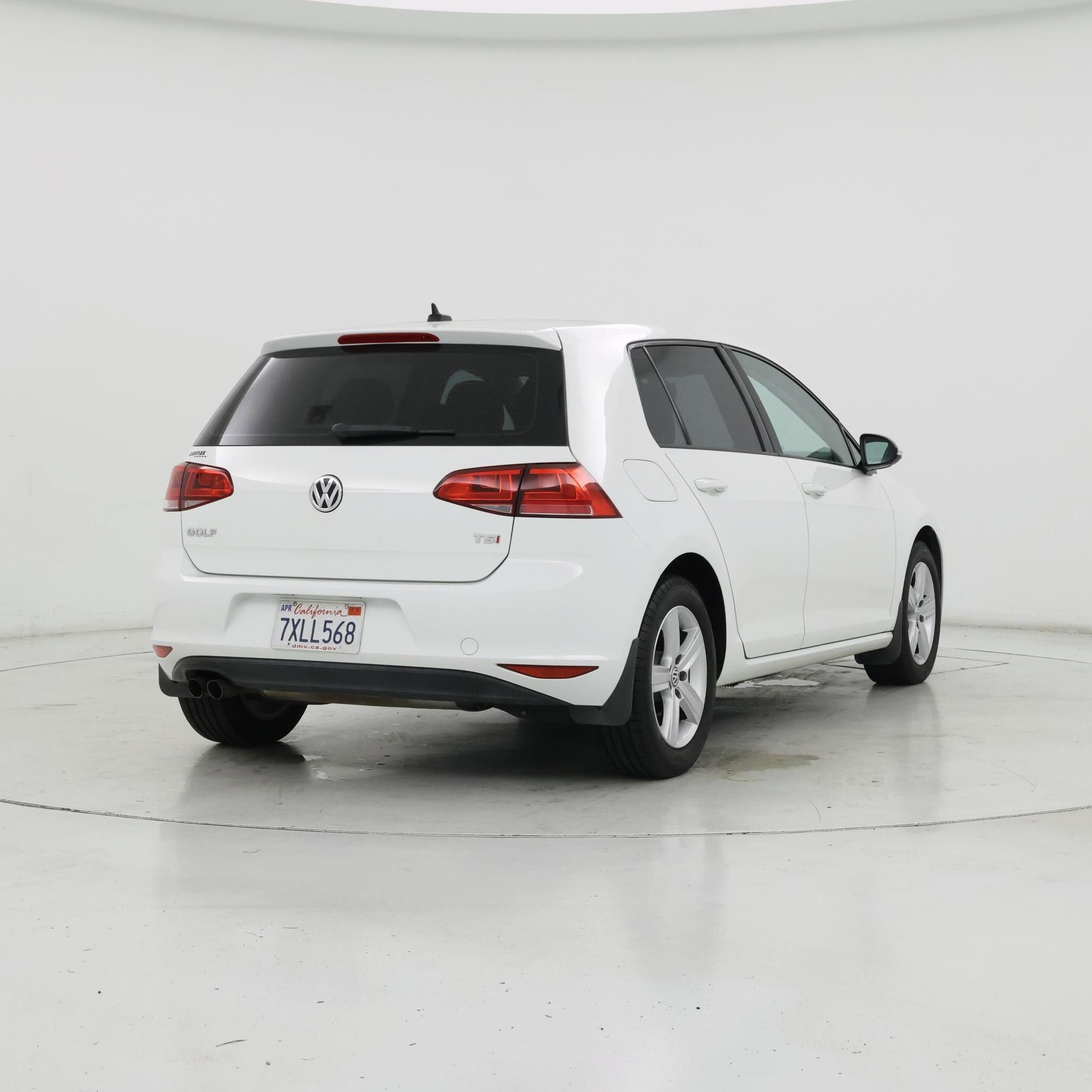 Thumbnail: 2017 Volkswagen Golf - 8