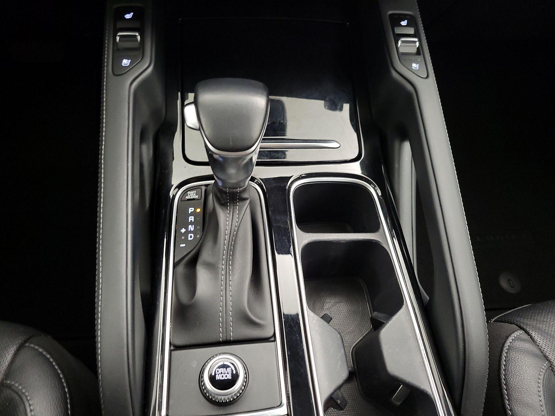 Thumbnail: 2022 Kia Telluride - 18