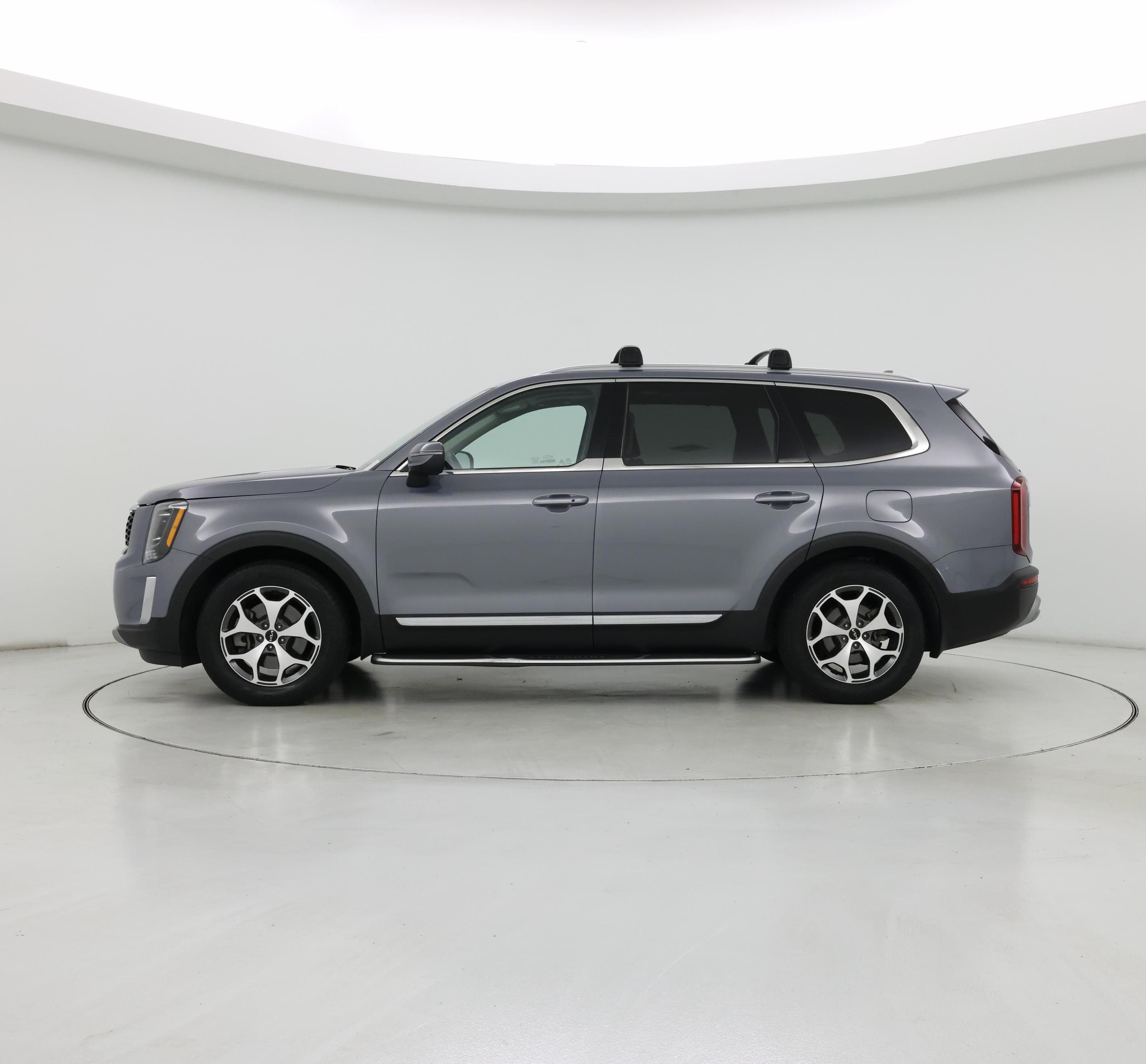 Thumbnail: 2022 Kia Telluride - 3