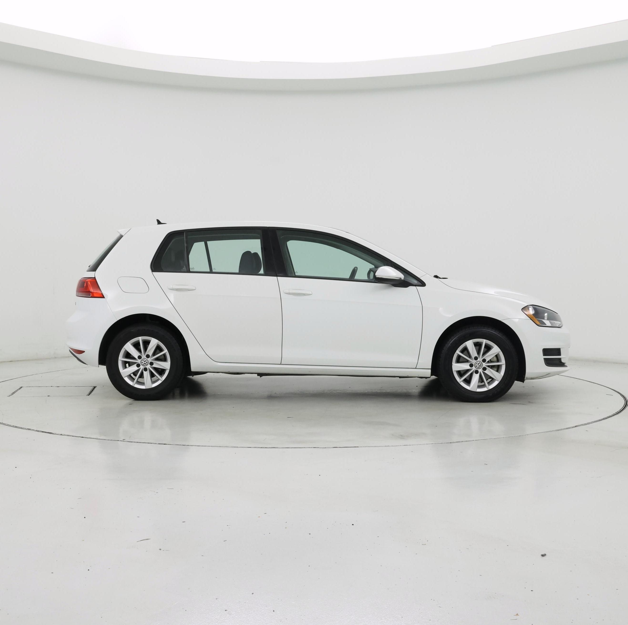 Thumbnail: 2015 Volkswagen Golf - 7