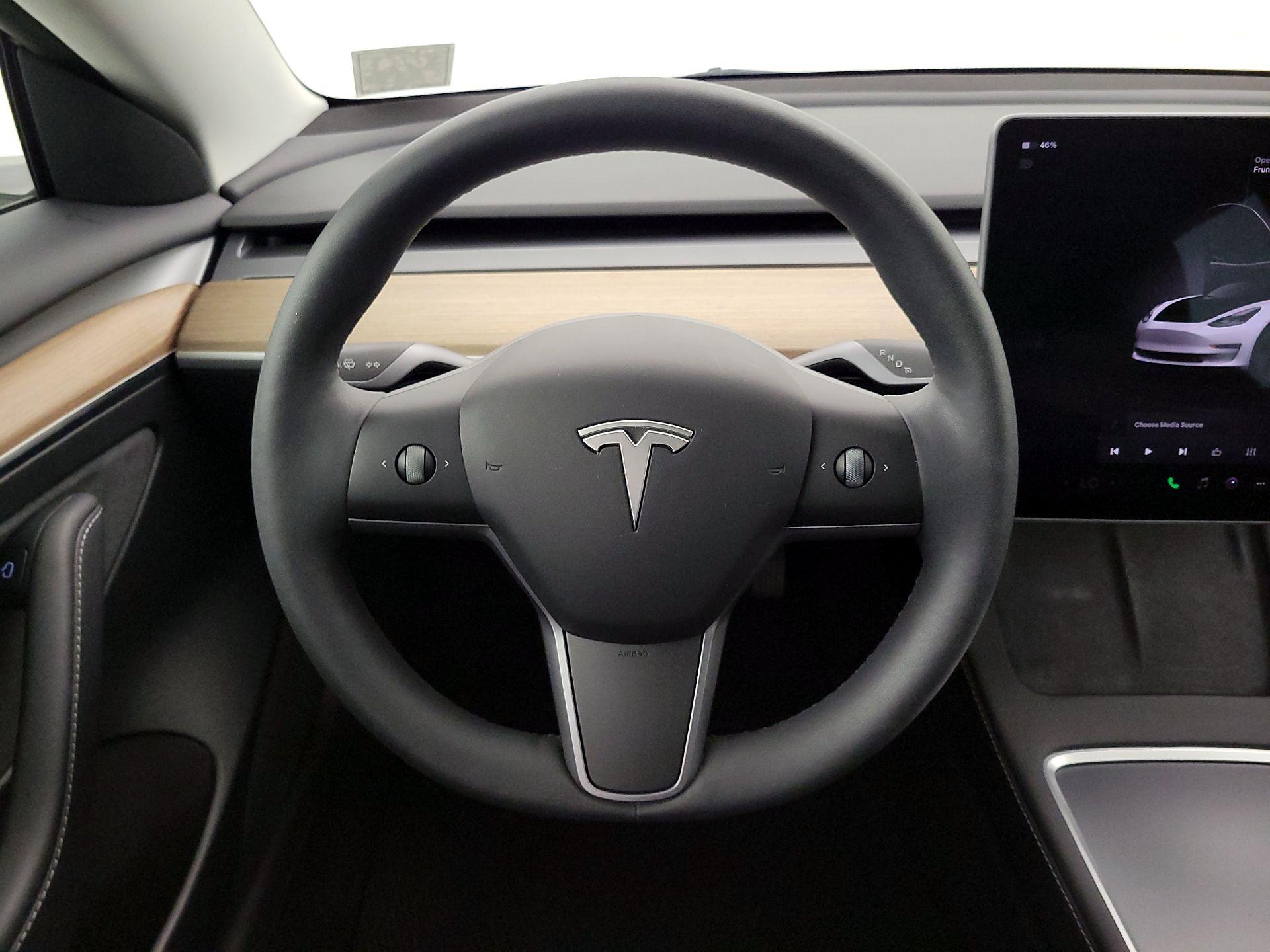 Thumbnail: 2023 Tesla Model 3 - 10