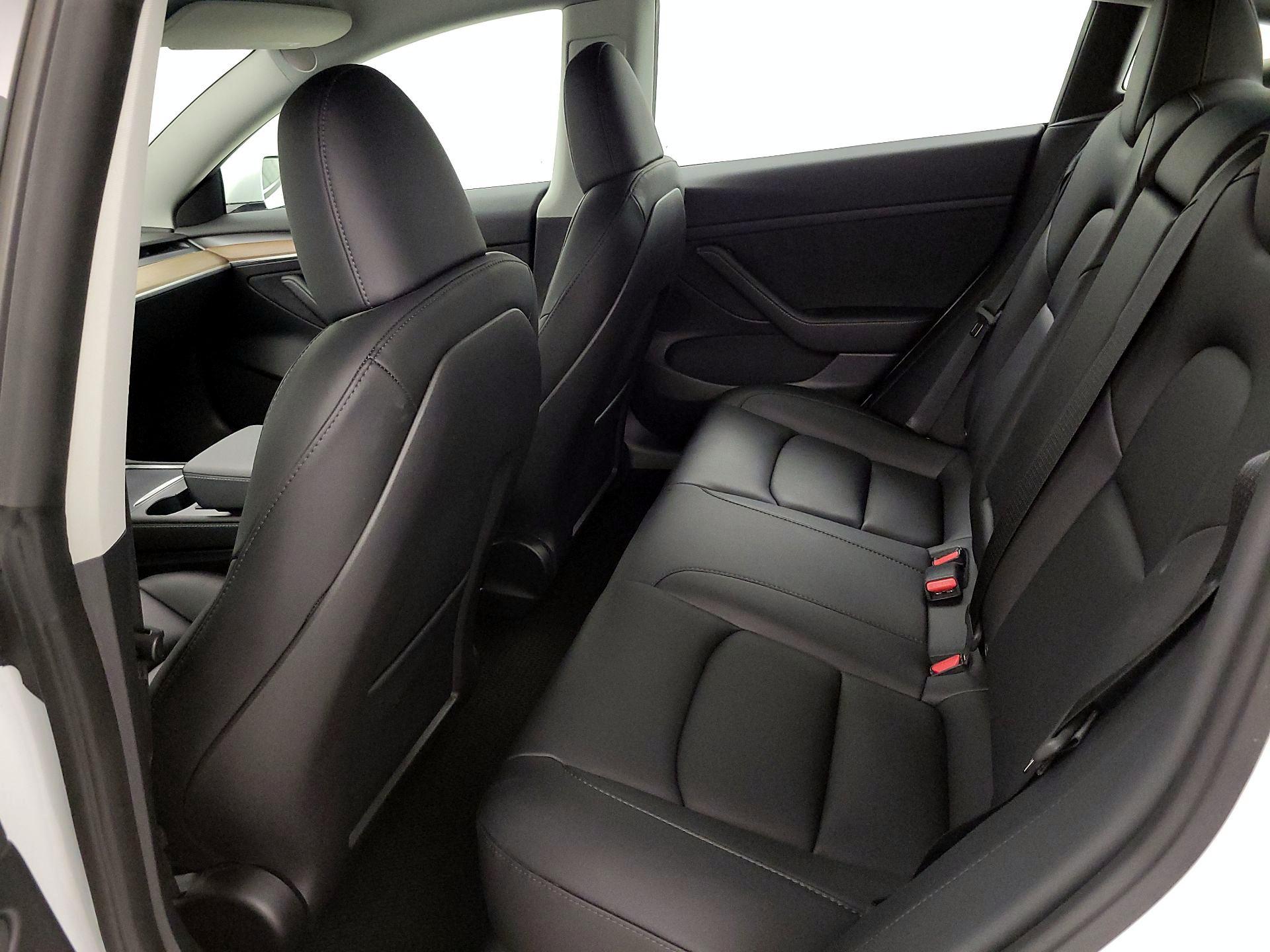 Thumbnail: 2023 Tesla Model 3 - 18