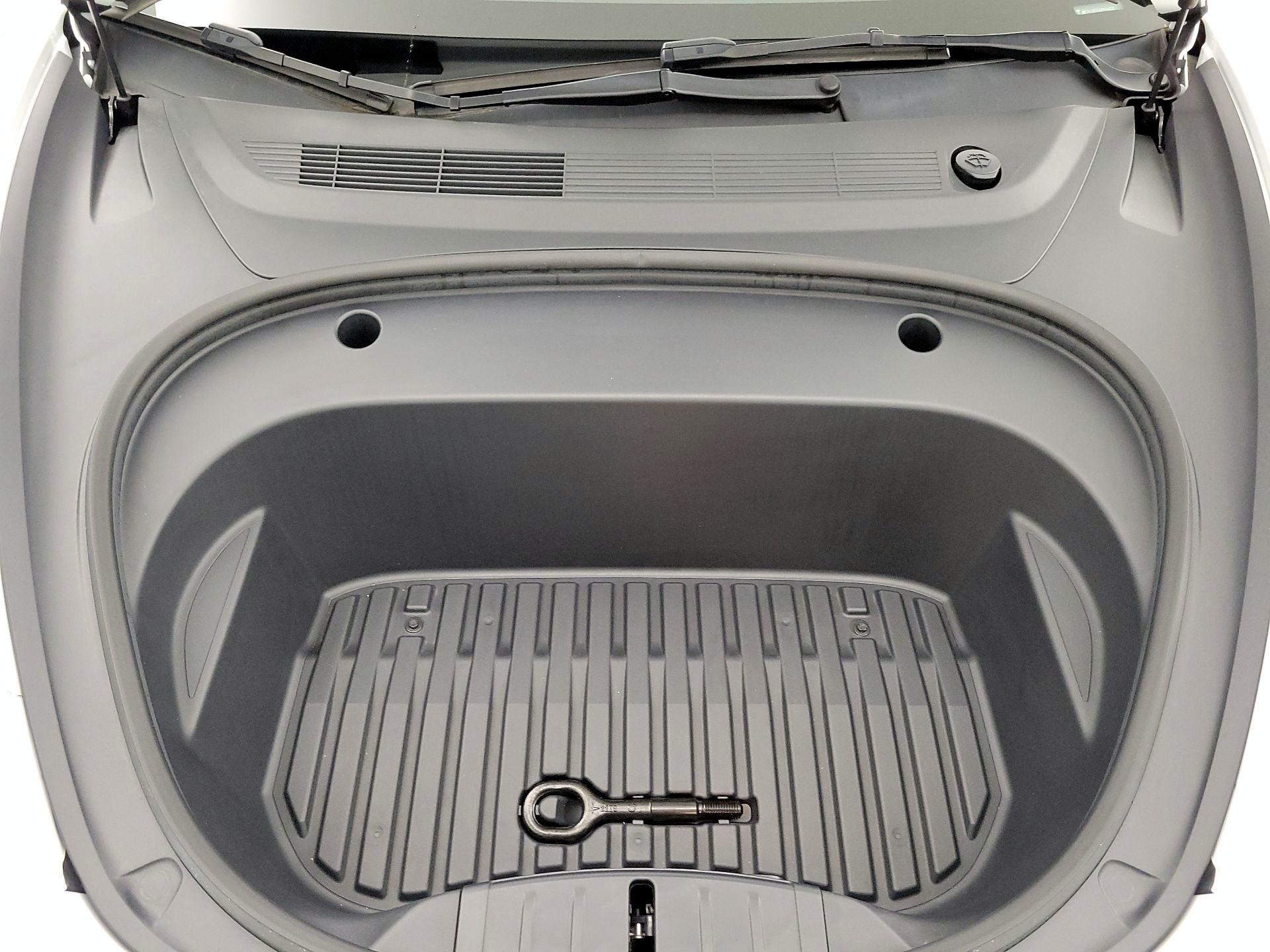 Thumbnail: 2023 Tesla Model 3 - 20