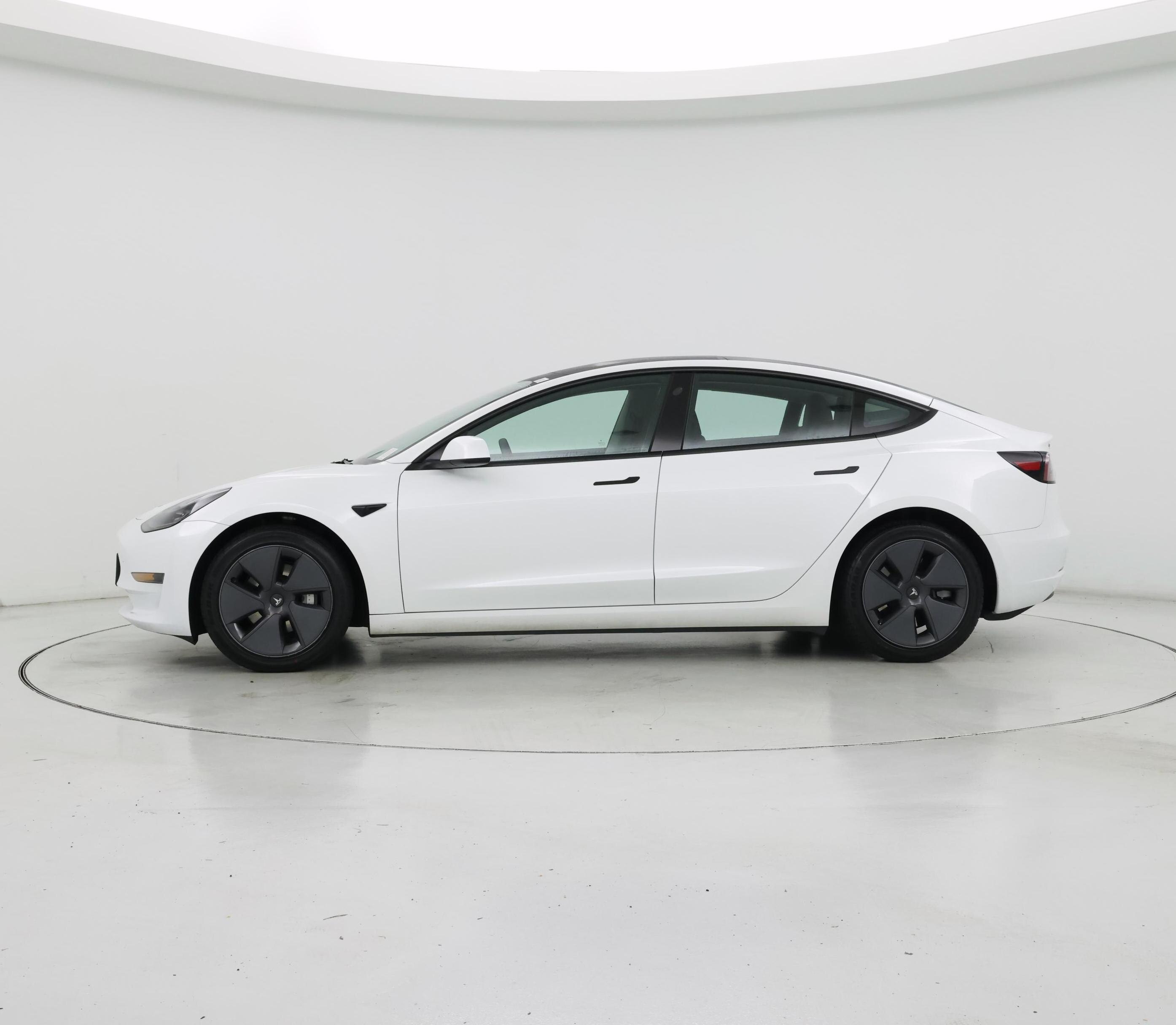 Thumbnail: 2023 Tesla Model 3 - 3