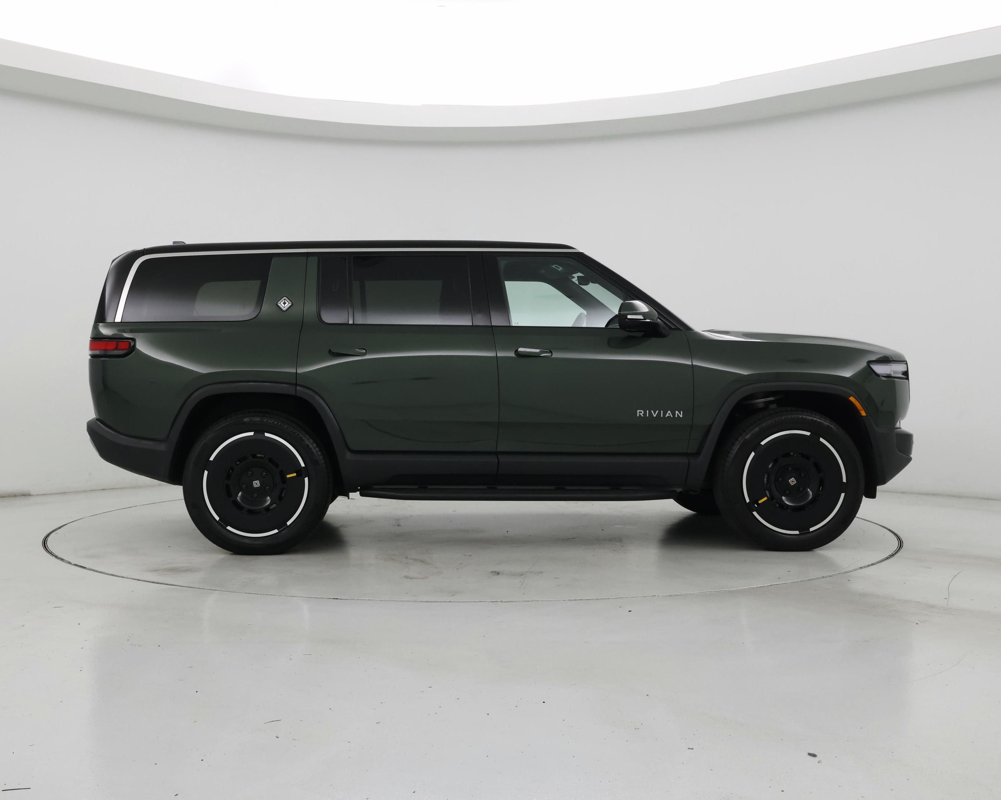 Thumbnail: 2025 Rivian R1S - 7