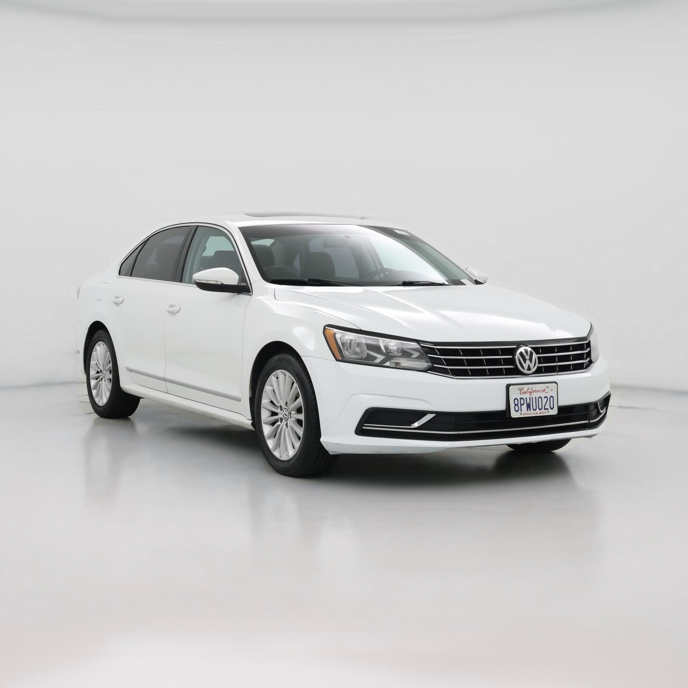 Thumbnail: 2017 Volkswagen Passat - 1