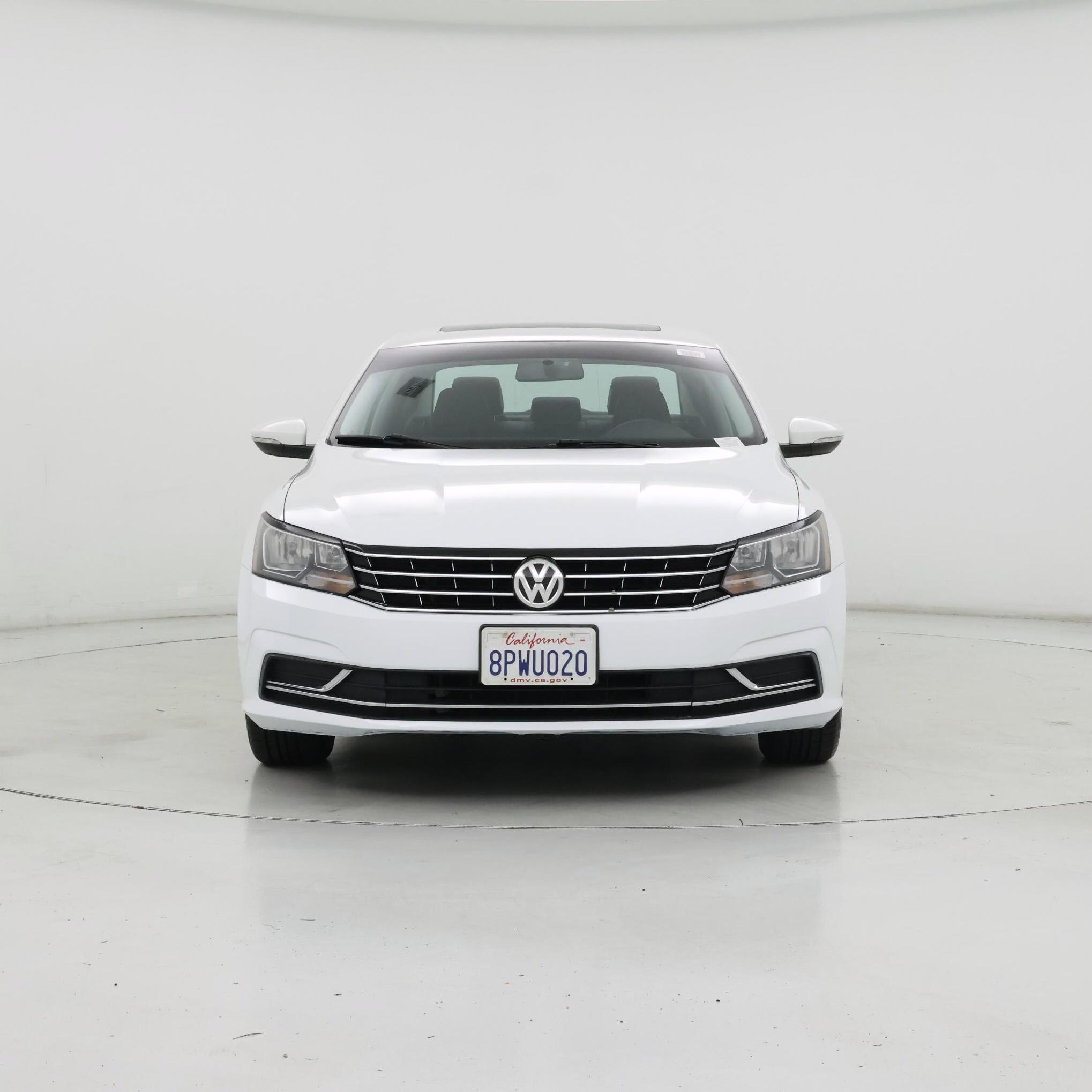 Thumbnail: 2017 Volkswagen Passat - 5
