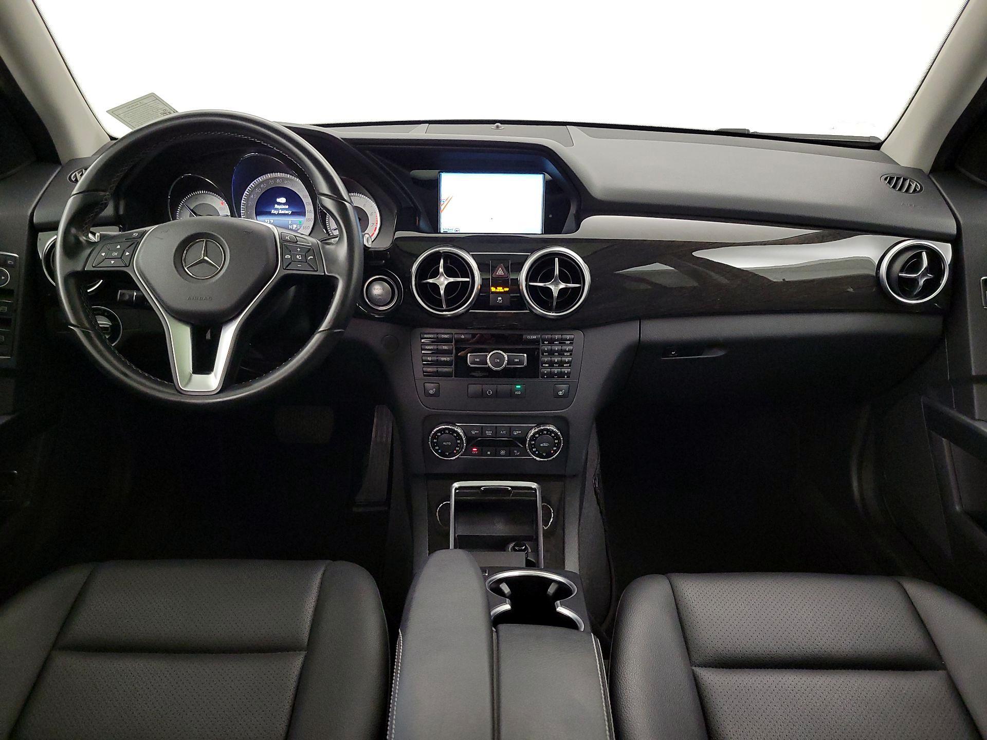 Thumbnail: 2015 Mercedes-Benz GLK - 9