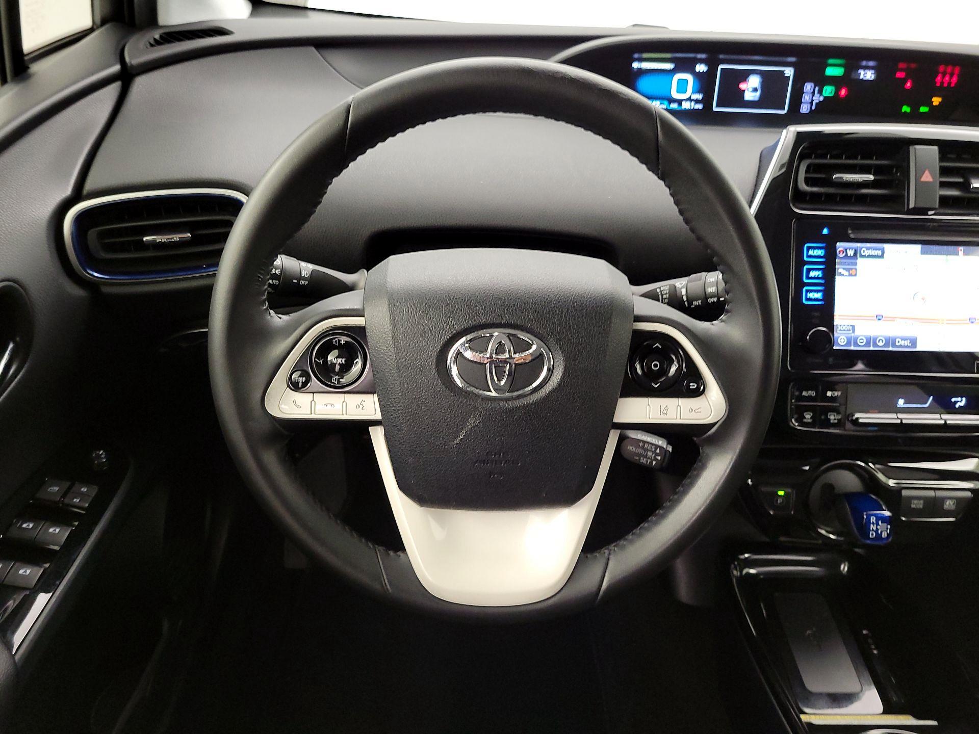 Thumbnail: 2018 Toyota Prius - 10