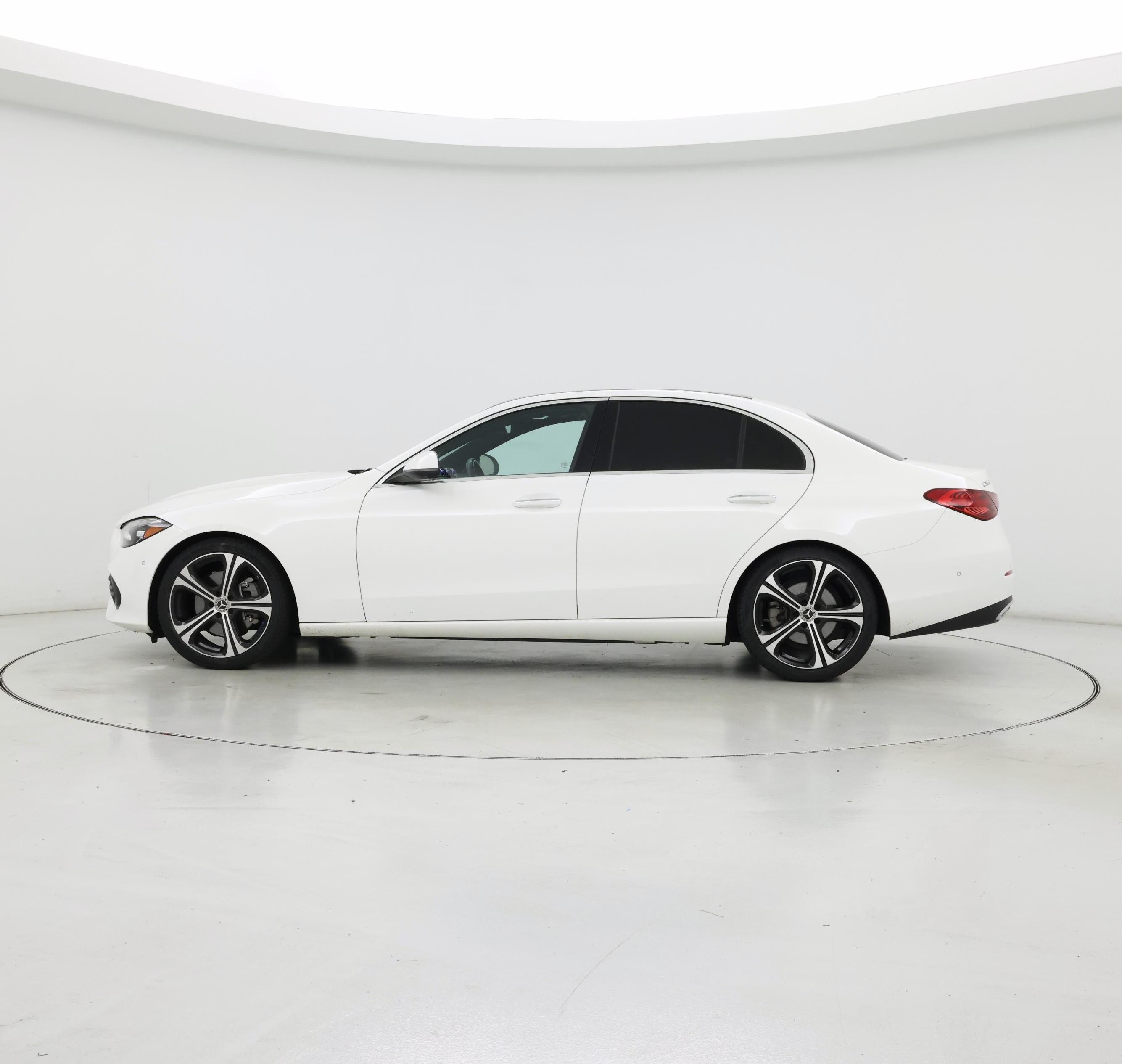 Thumbnail: 2022 Mercedes-Benz C-Class - 3