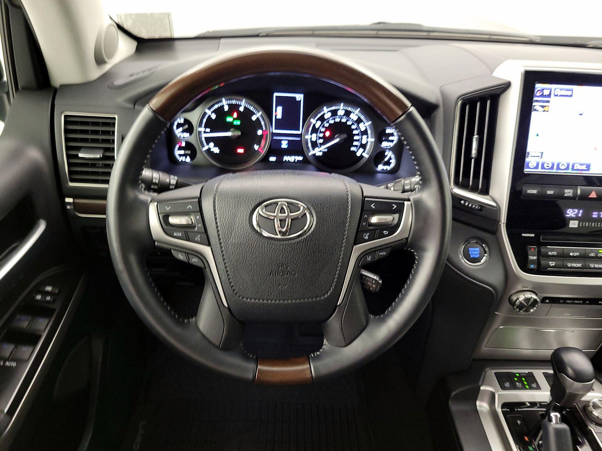 Thumbnail: 2021 Toyota Land Cruiser - 10
