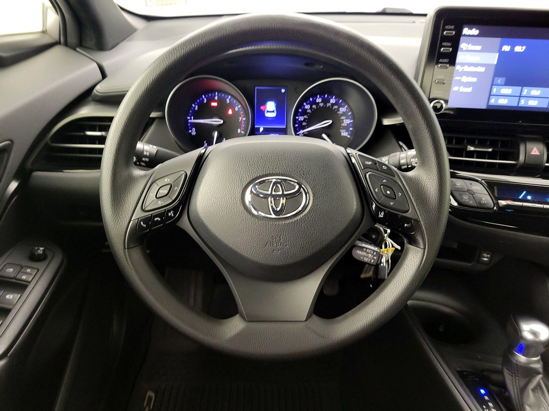 Thumbnail: 2019 Toyota C-HR - 10