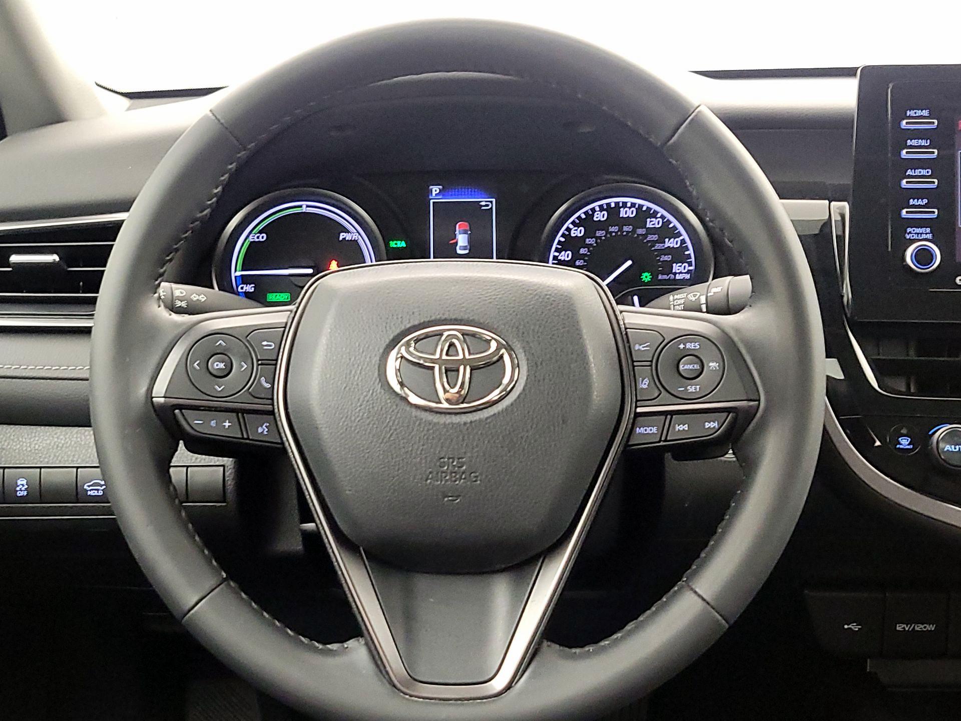 Thumbnail: 2022 Toyota Camry - 10