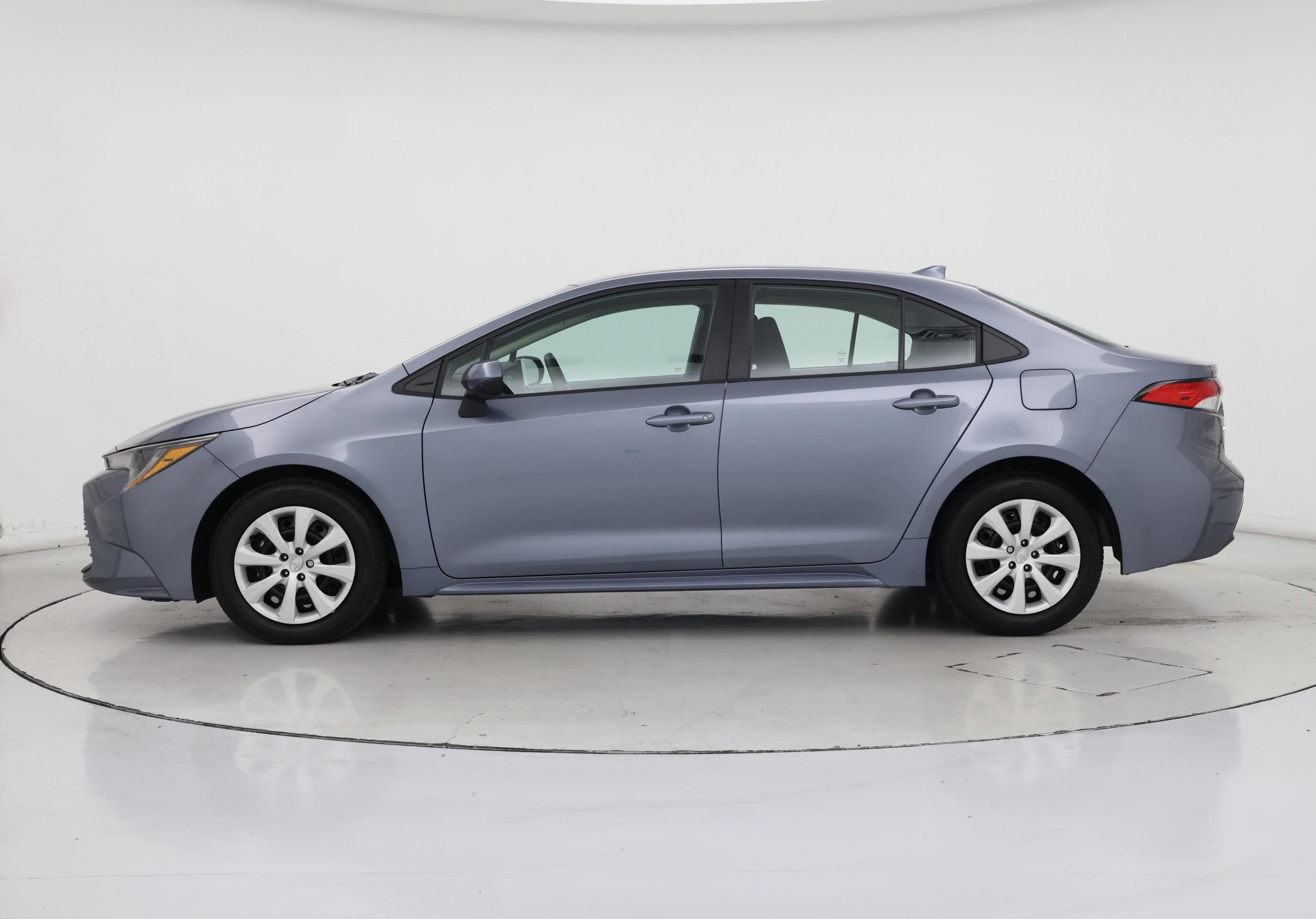 Thumbnail: 2024 Toyota Corolla - 3