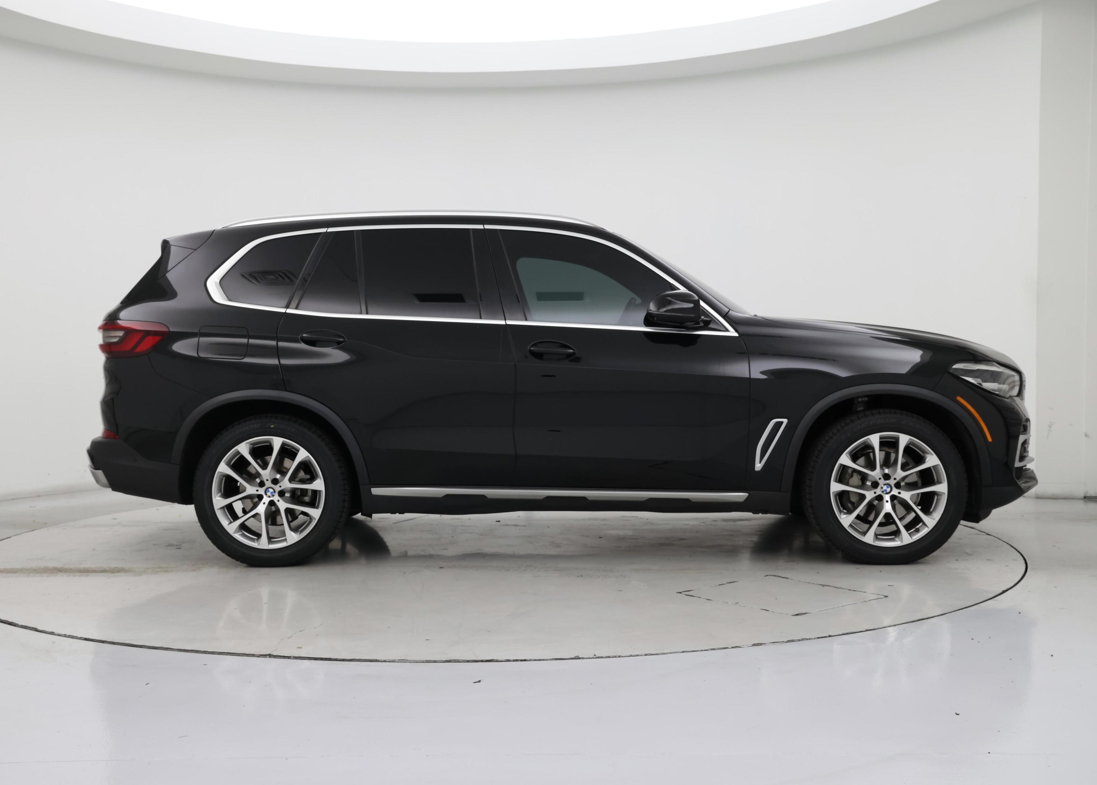 Thumbnail: 2023 BMW X5 - 7