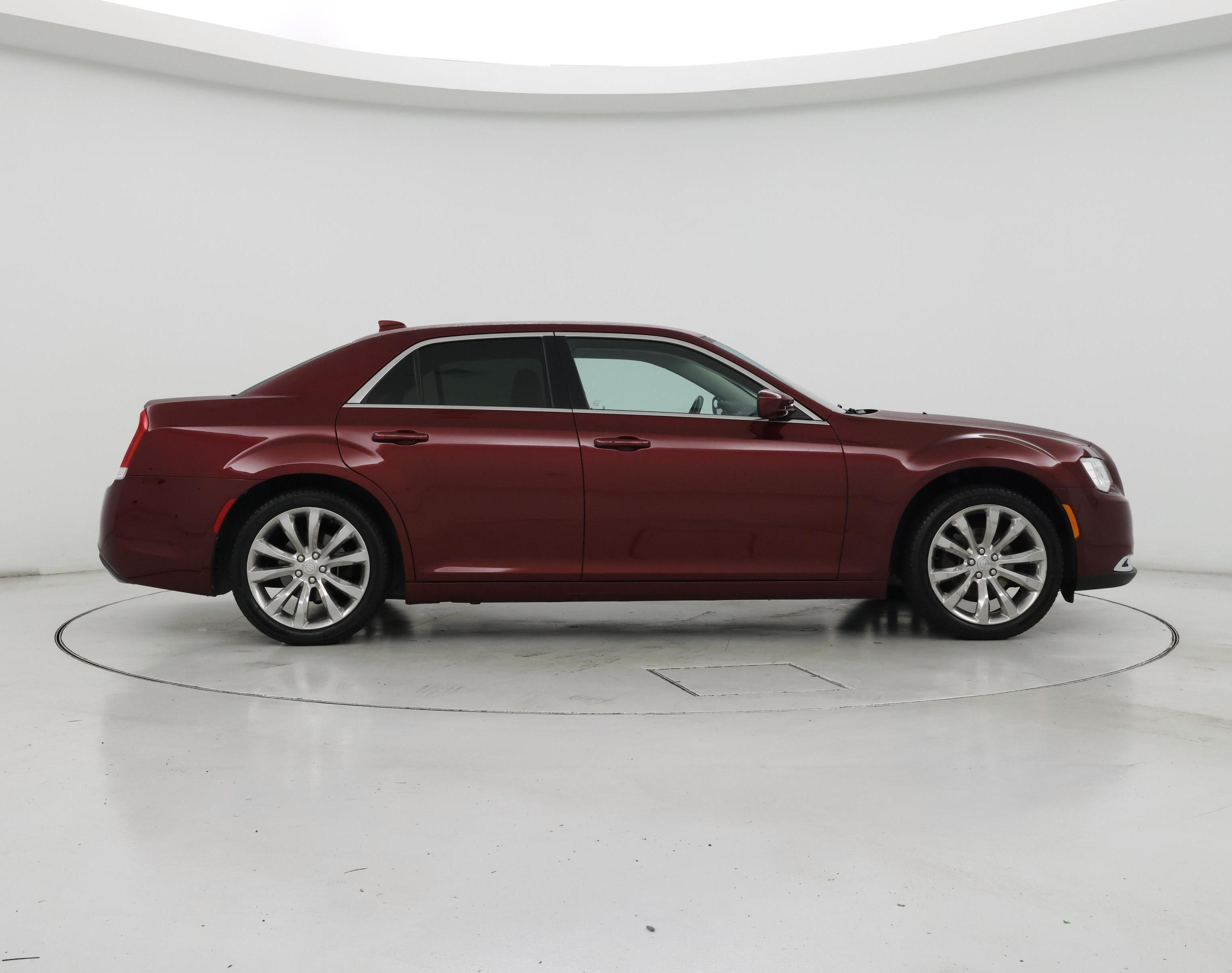 Thumbnail: 2017 Chrysler 300 - 7