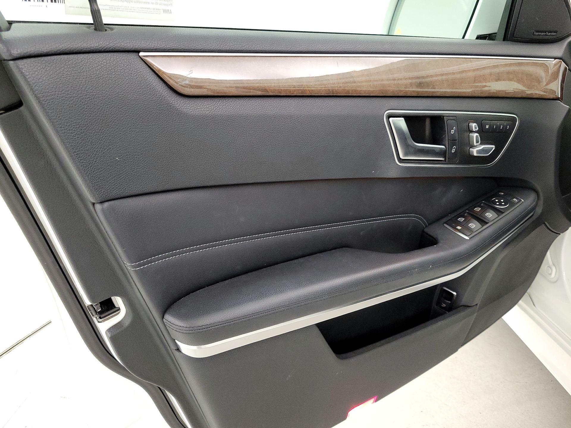 Thumbnail: 2014 Mercedes-Benz E-Class - 12