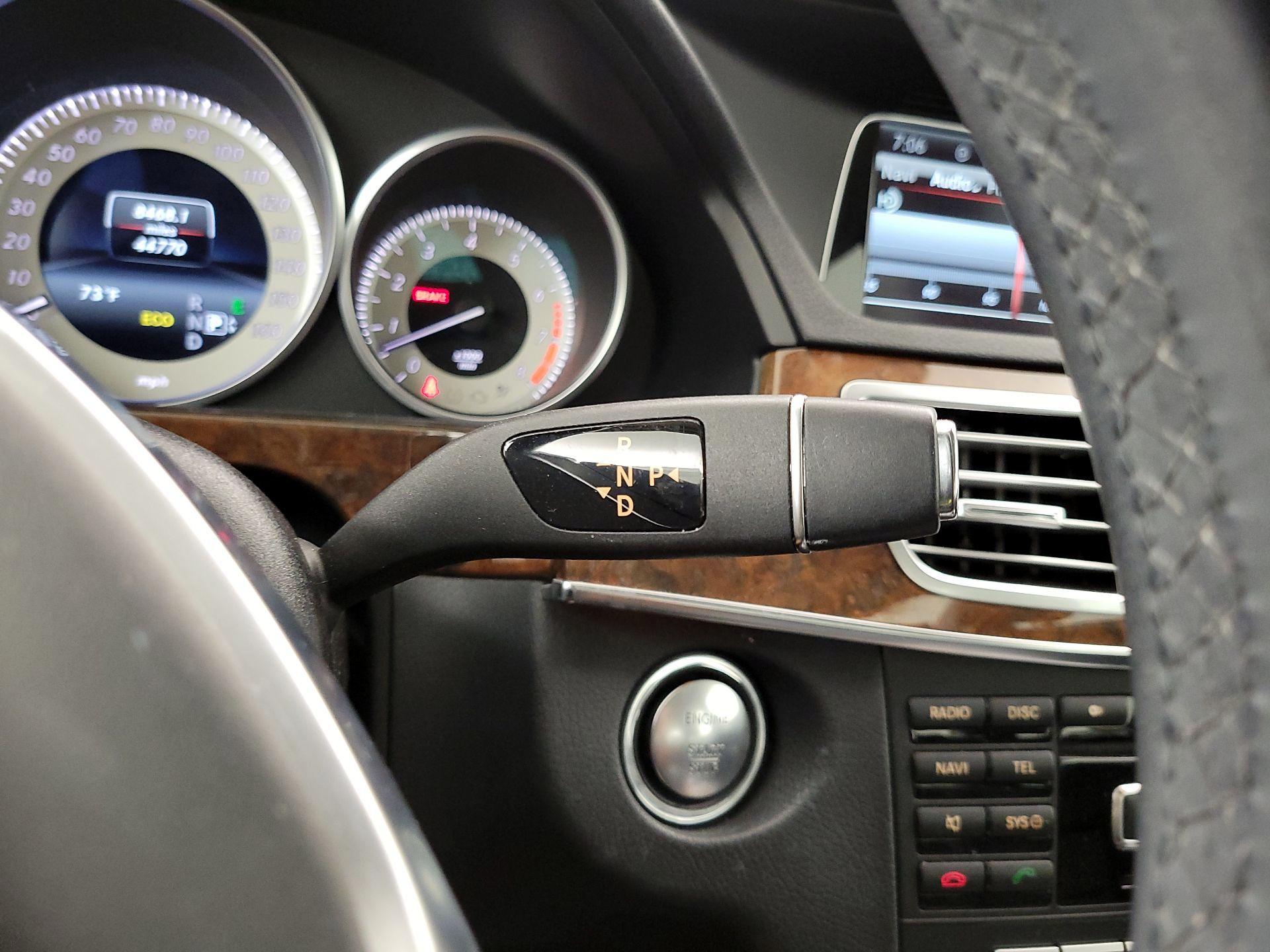 Thumbnail: 2014 Mercedes-Benz E-Class - 18
