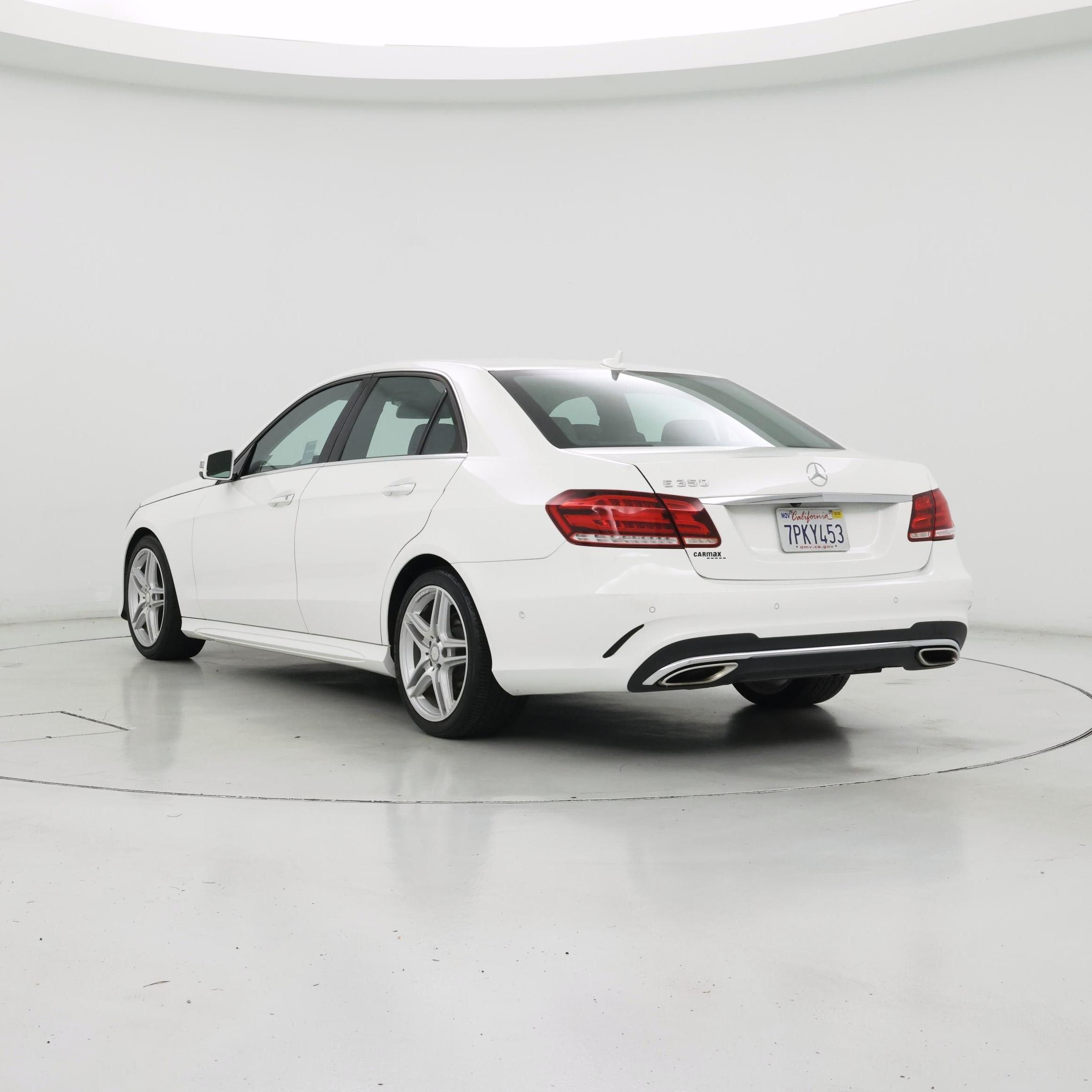 Thumbnail: 2014 Mercedes-Benz E-Class - 2