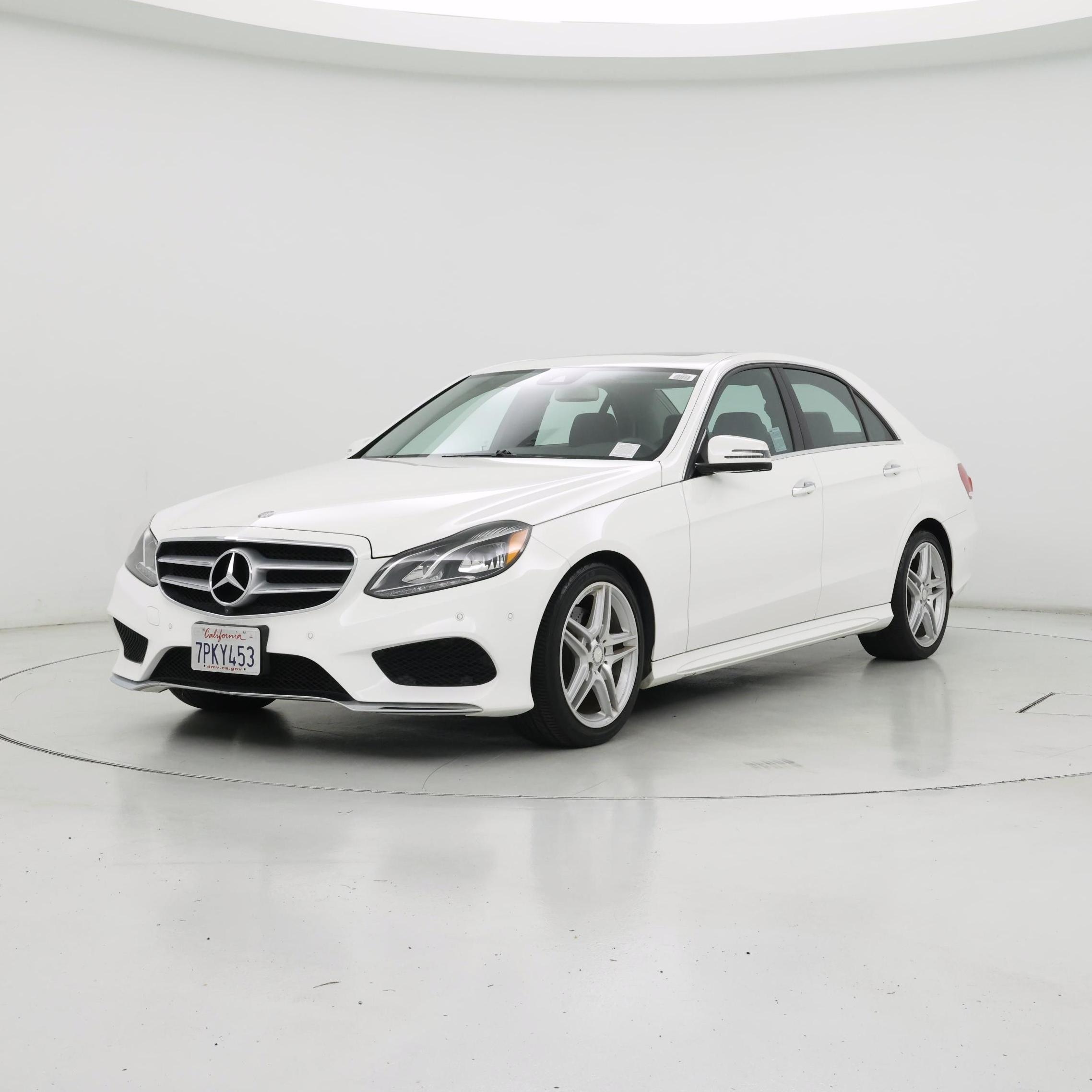 Thumbnail: 2014 Mercedes-Benz E-Class - 4