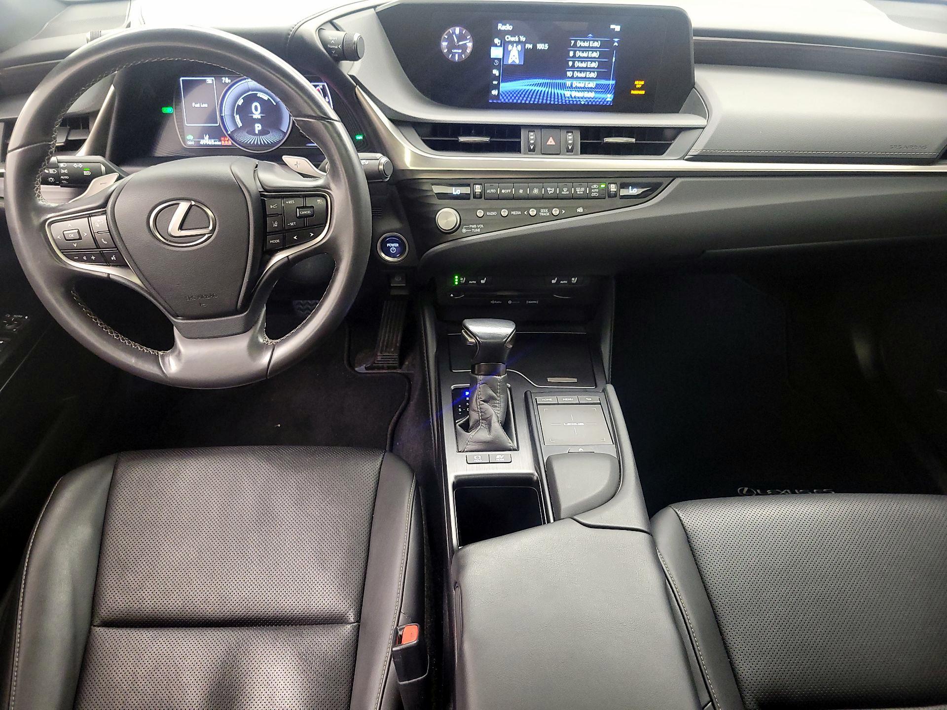 Thumbnail: 2021 Lexus ES - 9