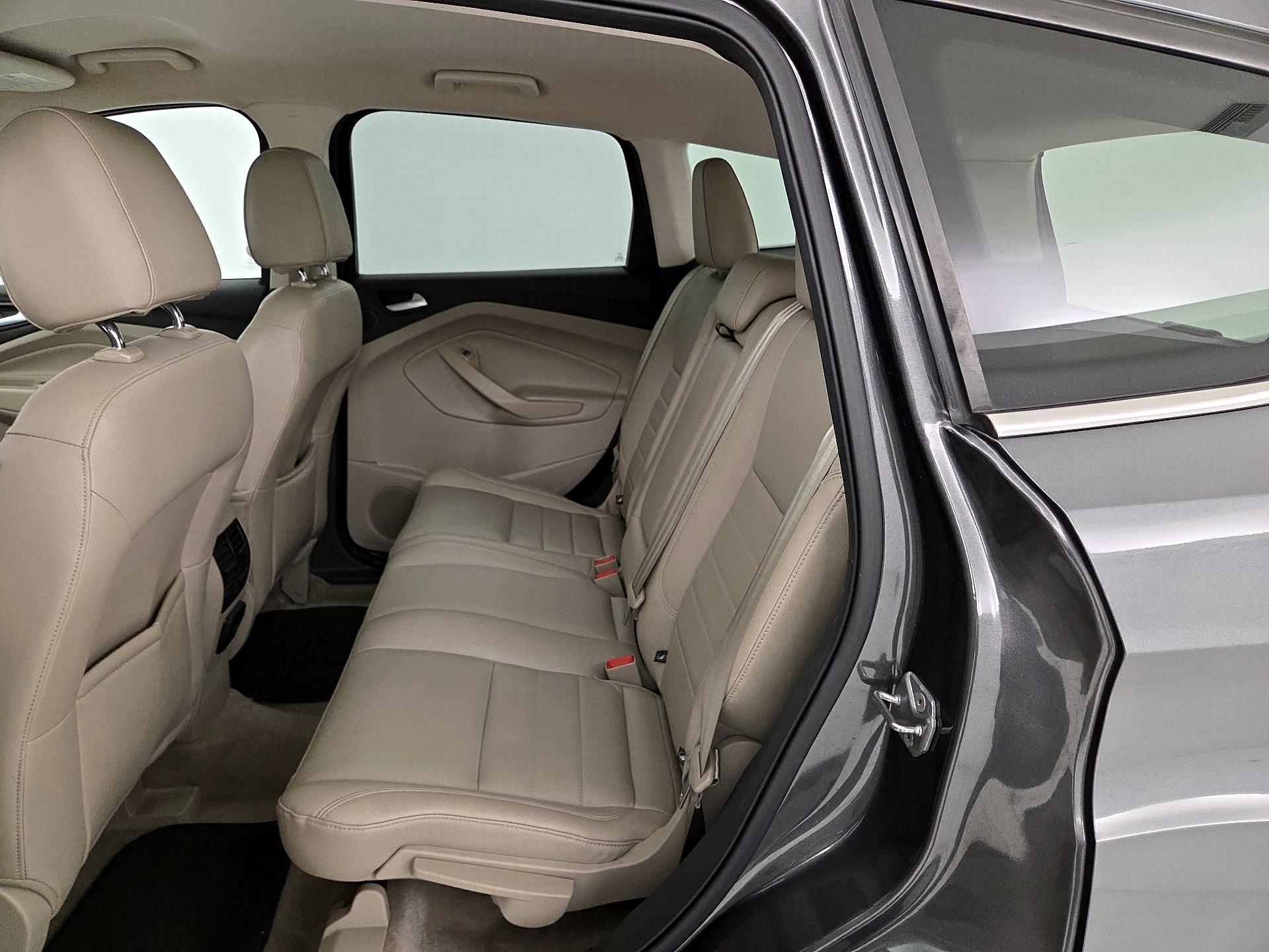 Thumbnail: 2016 Ford Escape - 20