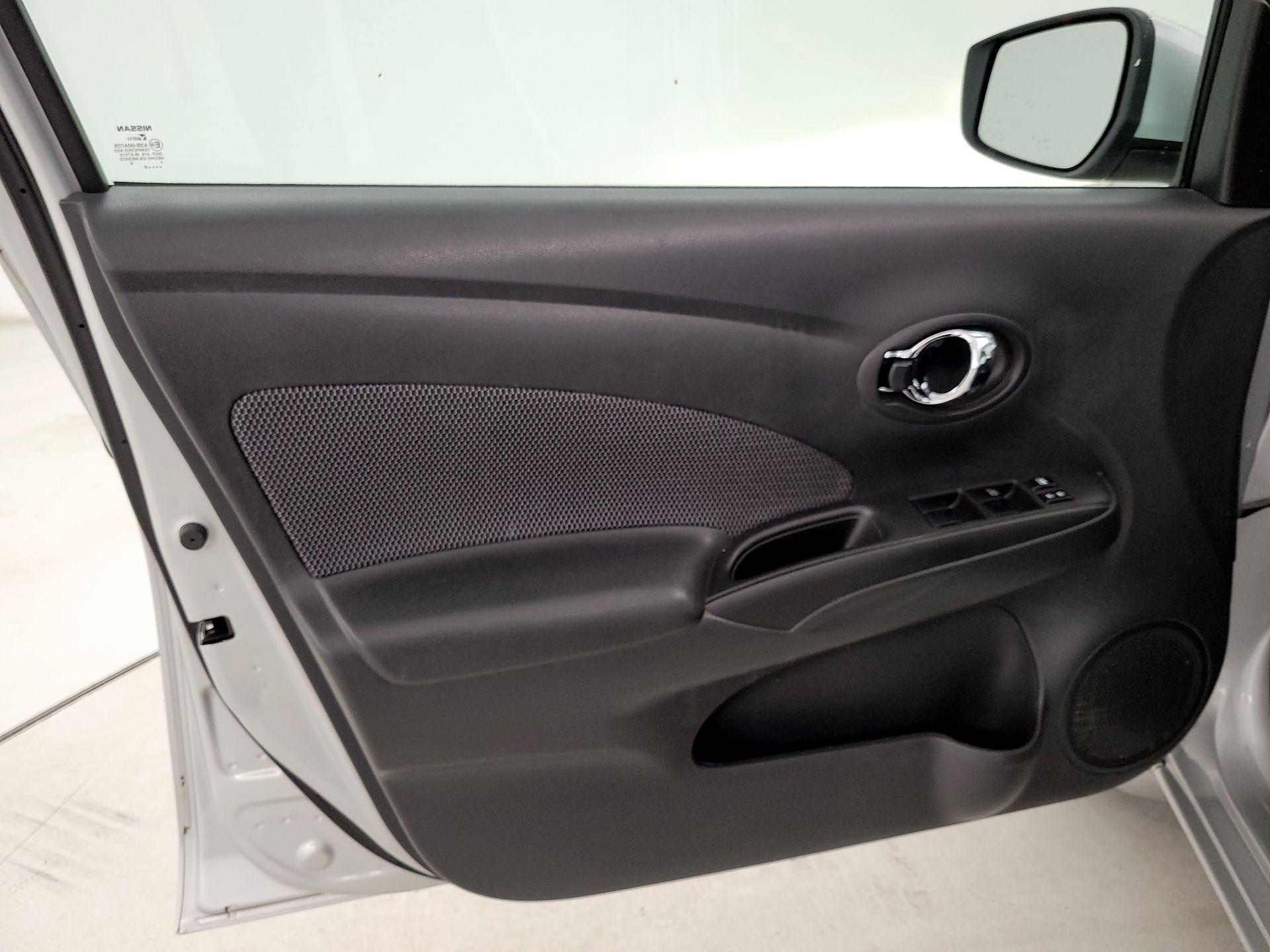 Thumbnail: 2016 Nissan Versa - 12