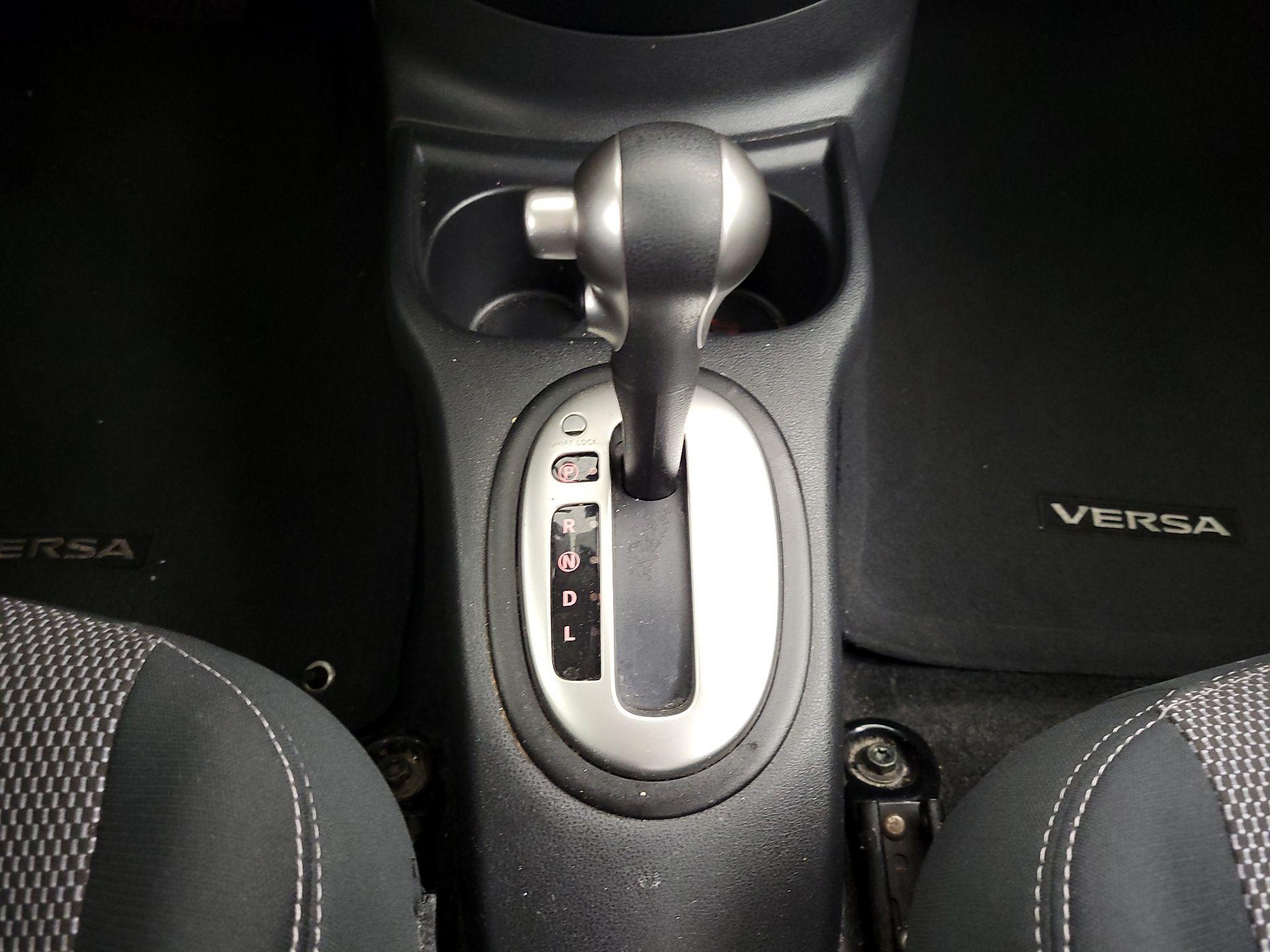 Thumbnail: 2016 Nissan Versa - 16