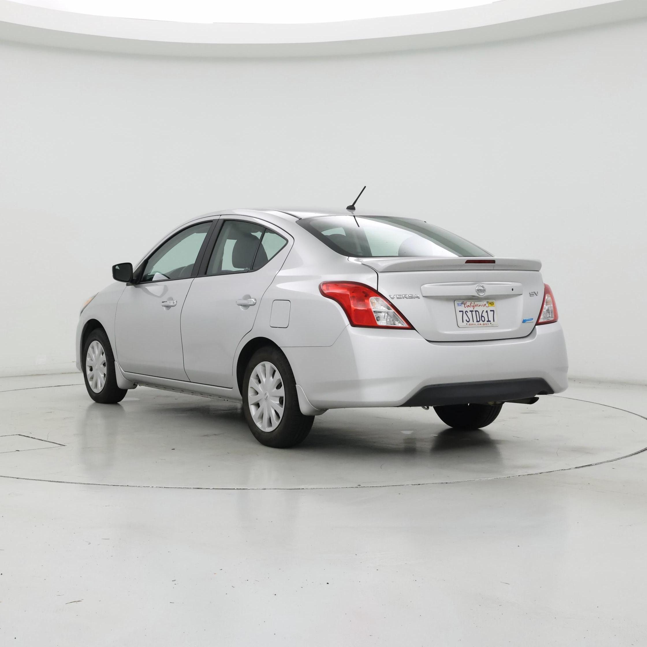 Thumbnail: 2016 Nissan Versa - 2