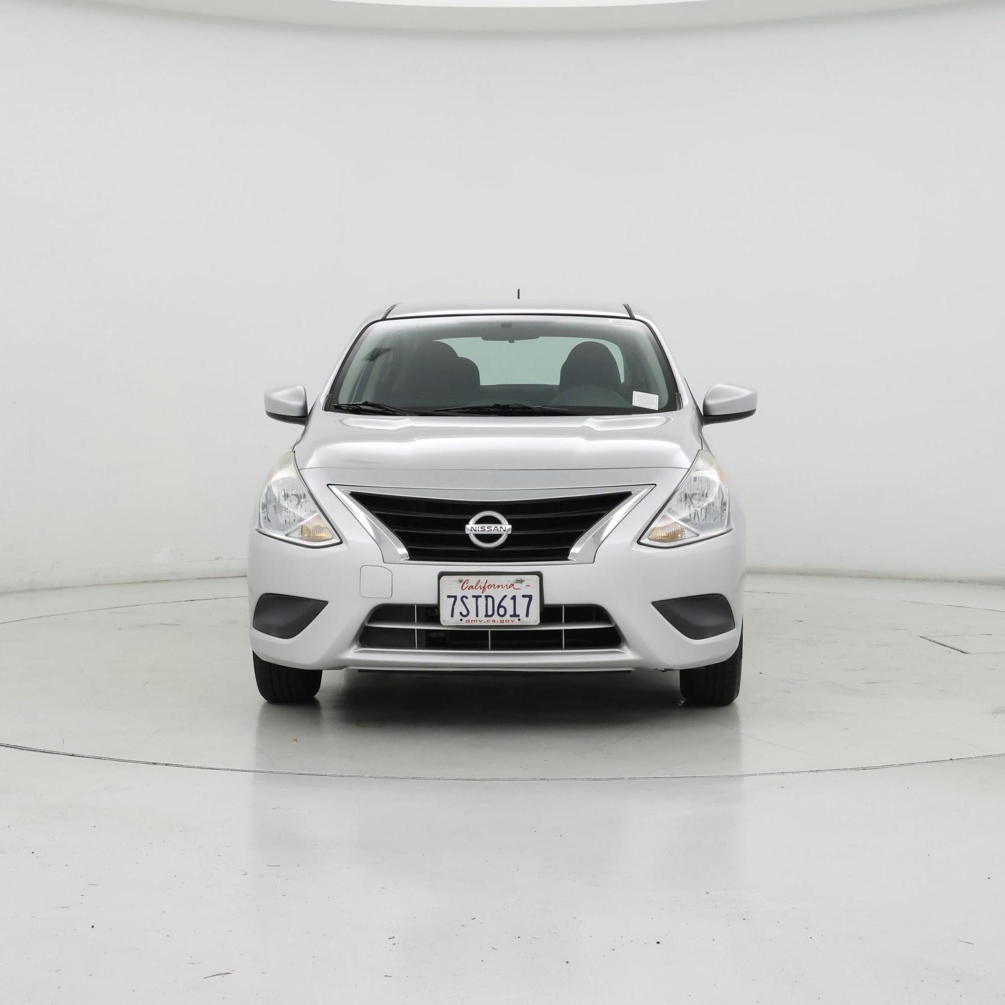 Thumbnail: 2016 Nissan Versa - 5