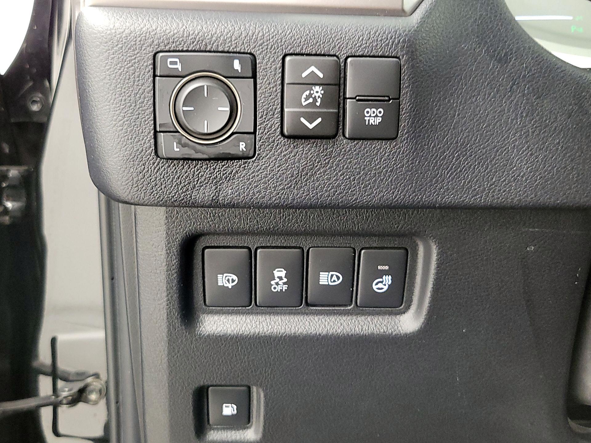 Thumbnail: 2022 Lexus GX - 13