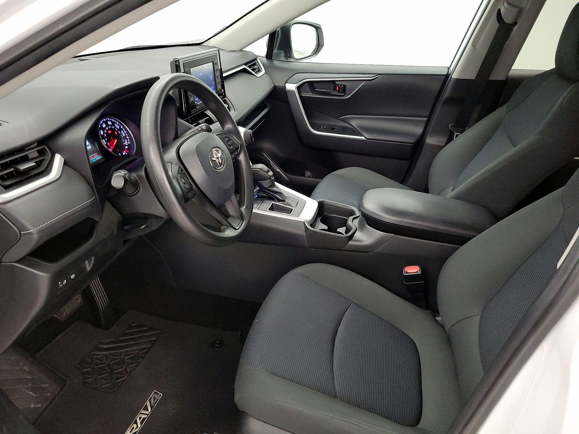 Thumbnail: 2021 Toyota RAV4 - 11