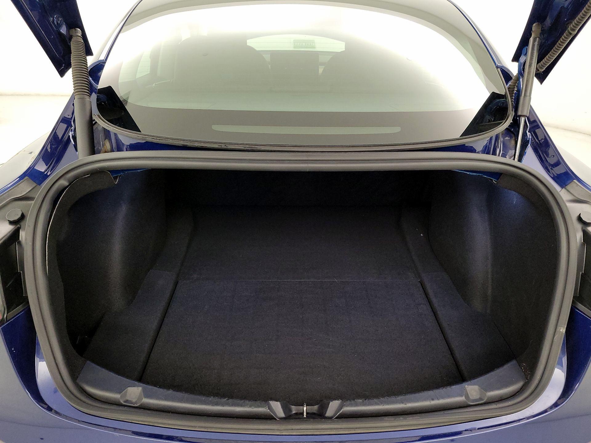 Thumbnail: 2021 Tesla Model 3 - 20