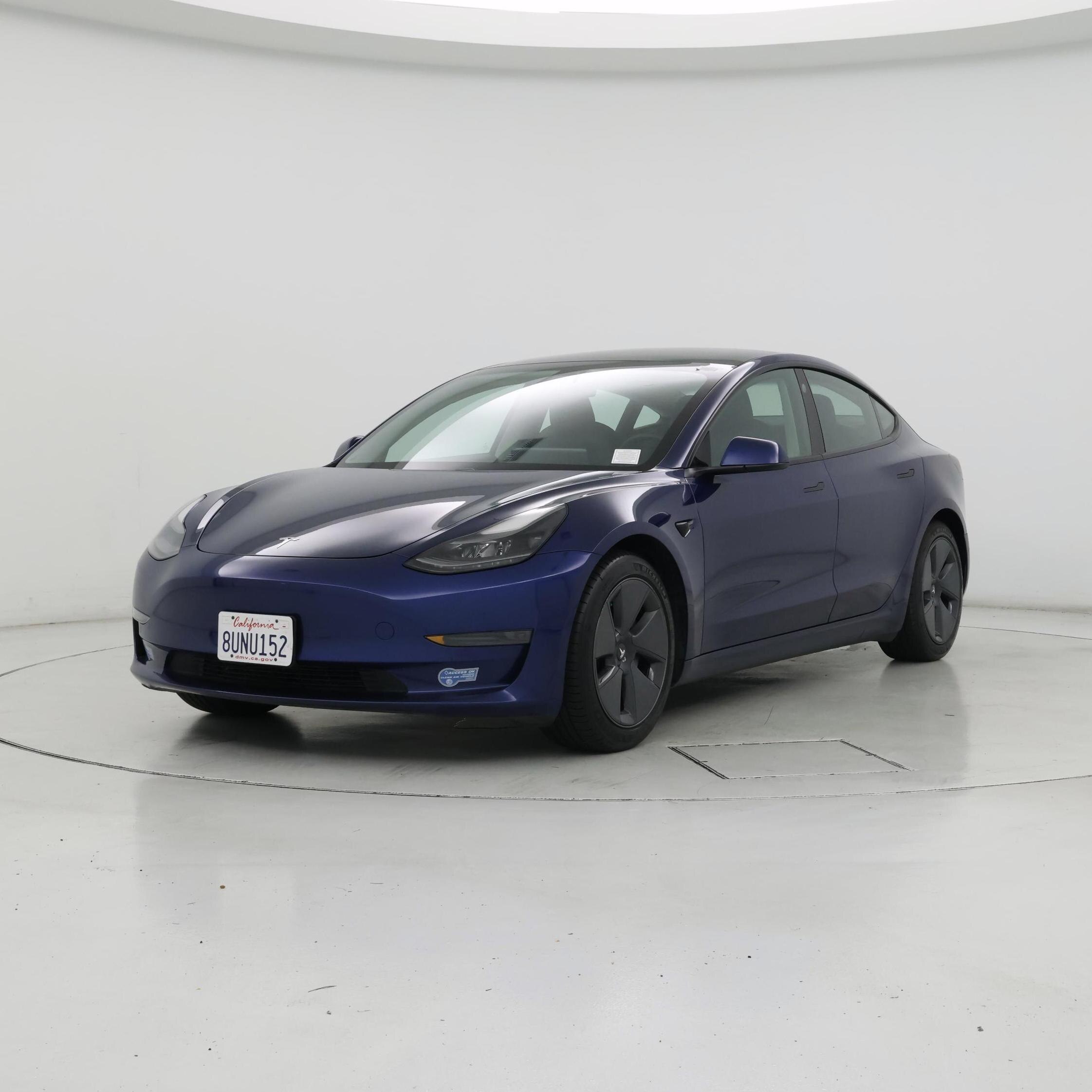 Thumbnail: 2021 Tesla Model 3 - 4