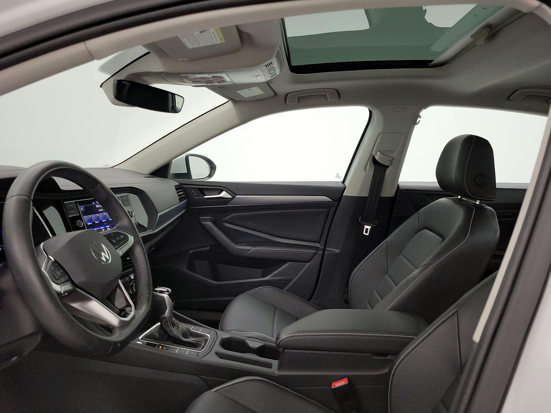 Thumbnail: 2023 Volkswagen Jetta - 19