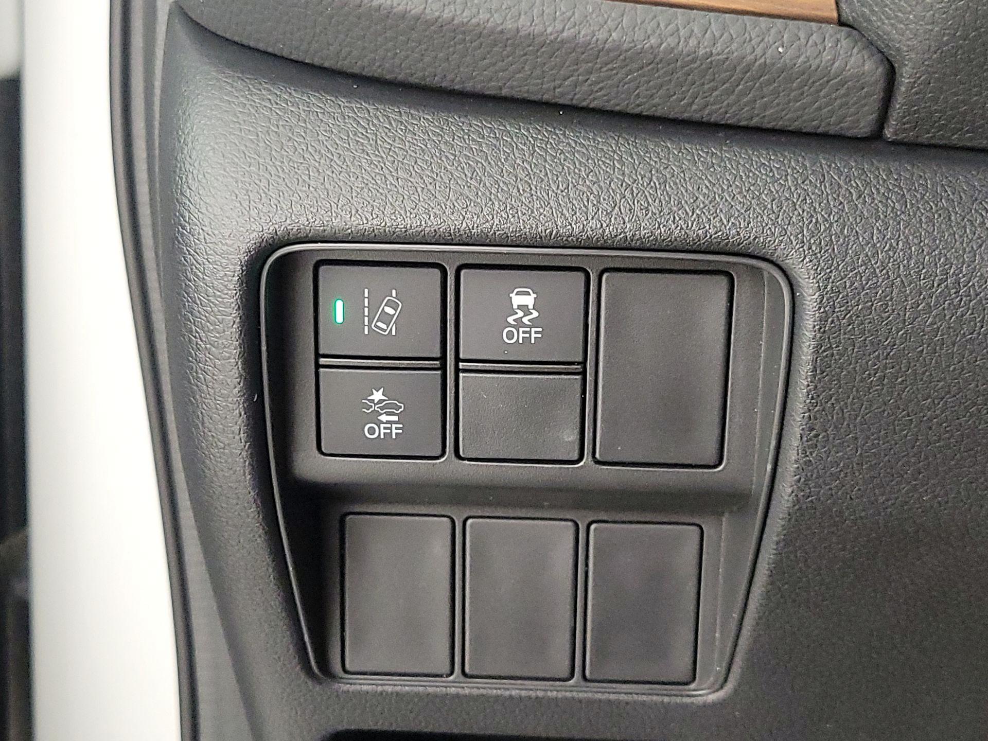 Thumbnail: 2020 Honda CR-V - 13