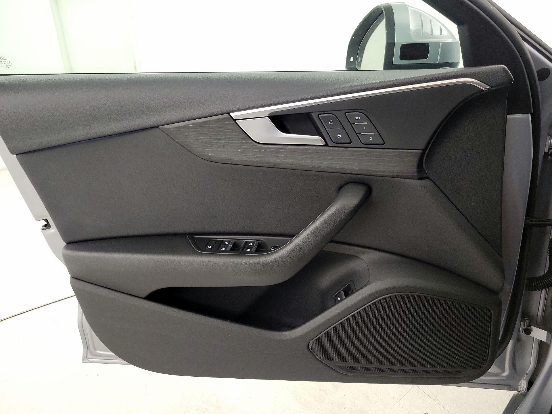 Thumbnail: 2019 Audi A4 - 12