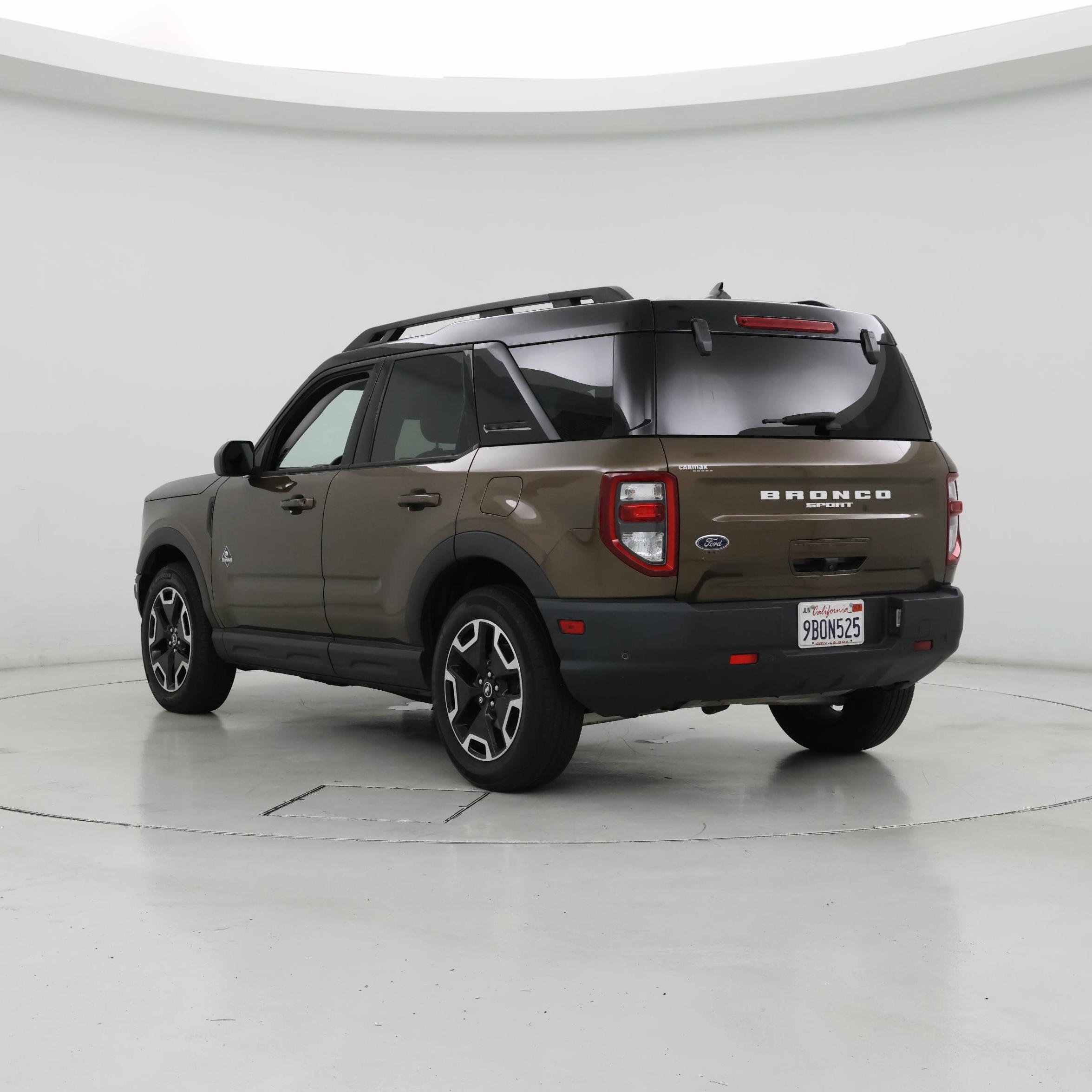 Thumbnail: 2022 Ford Bronco Sport - 2