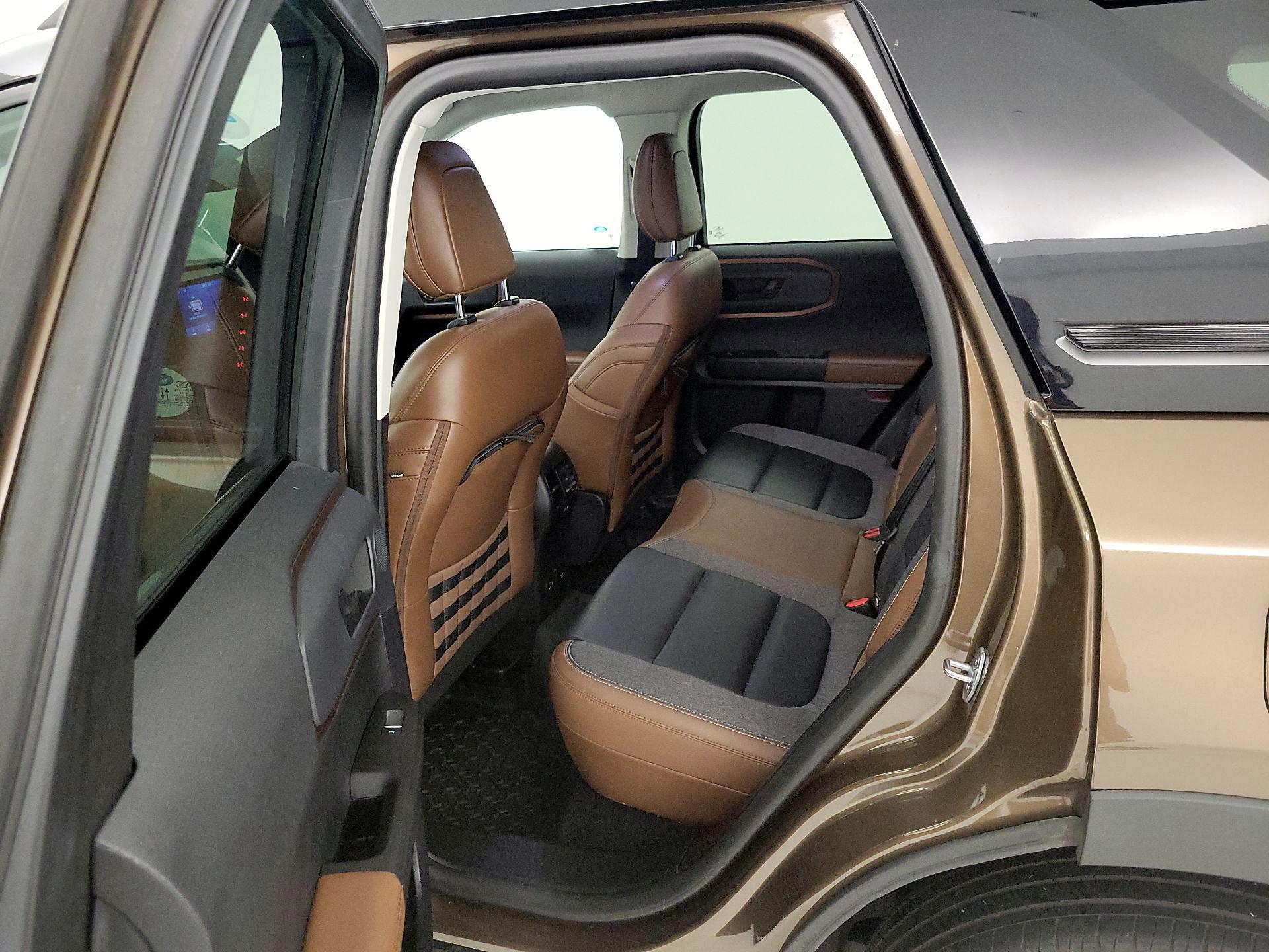 Thumbnail: 2022 Ford Bronco Sport - 19