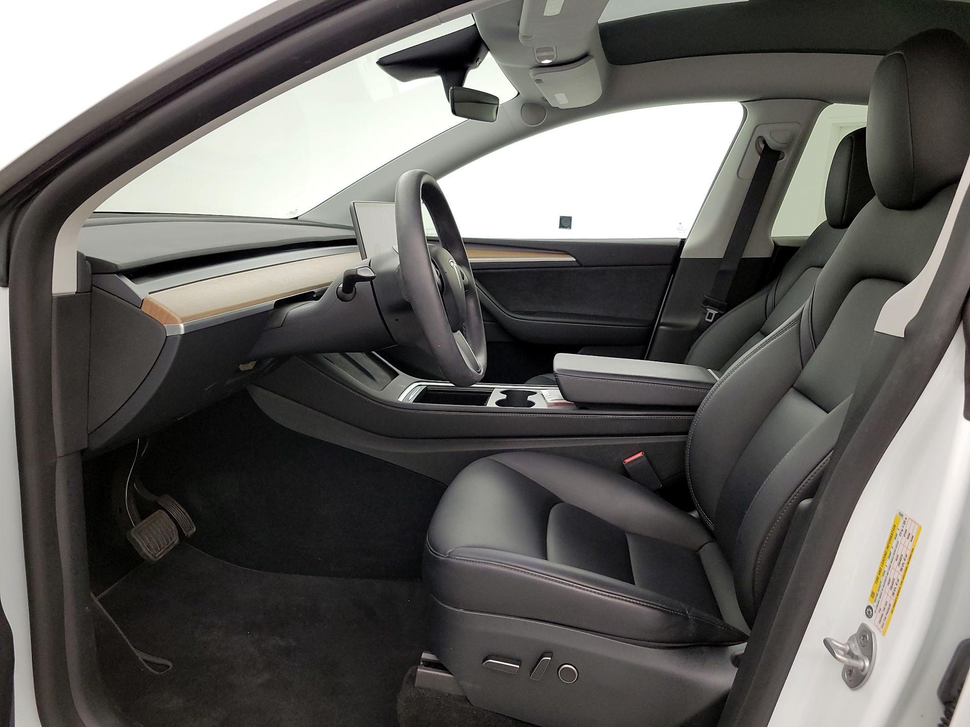 Thumbnail: 2023 Tesla Model Y - 11