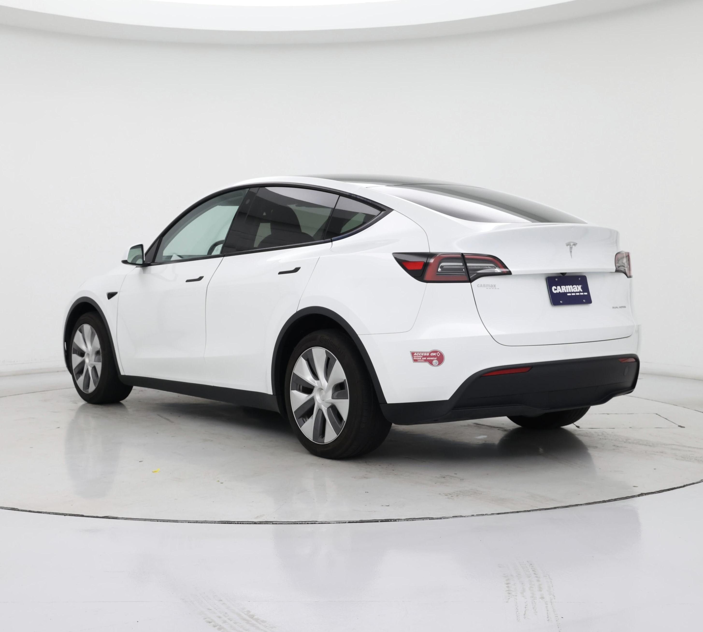 Thumbnail: 2023 Tesla Model Y - 2
