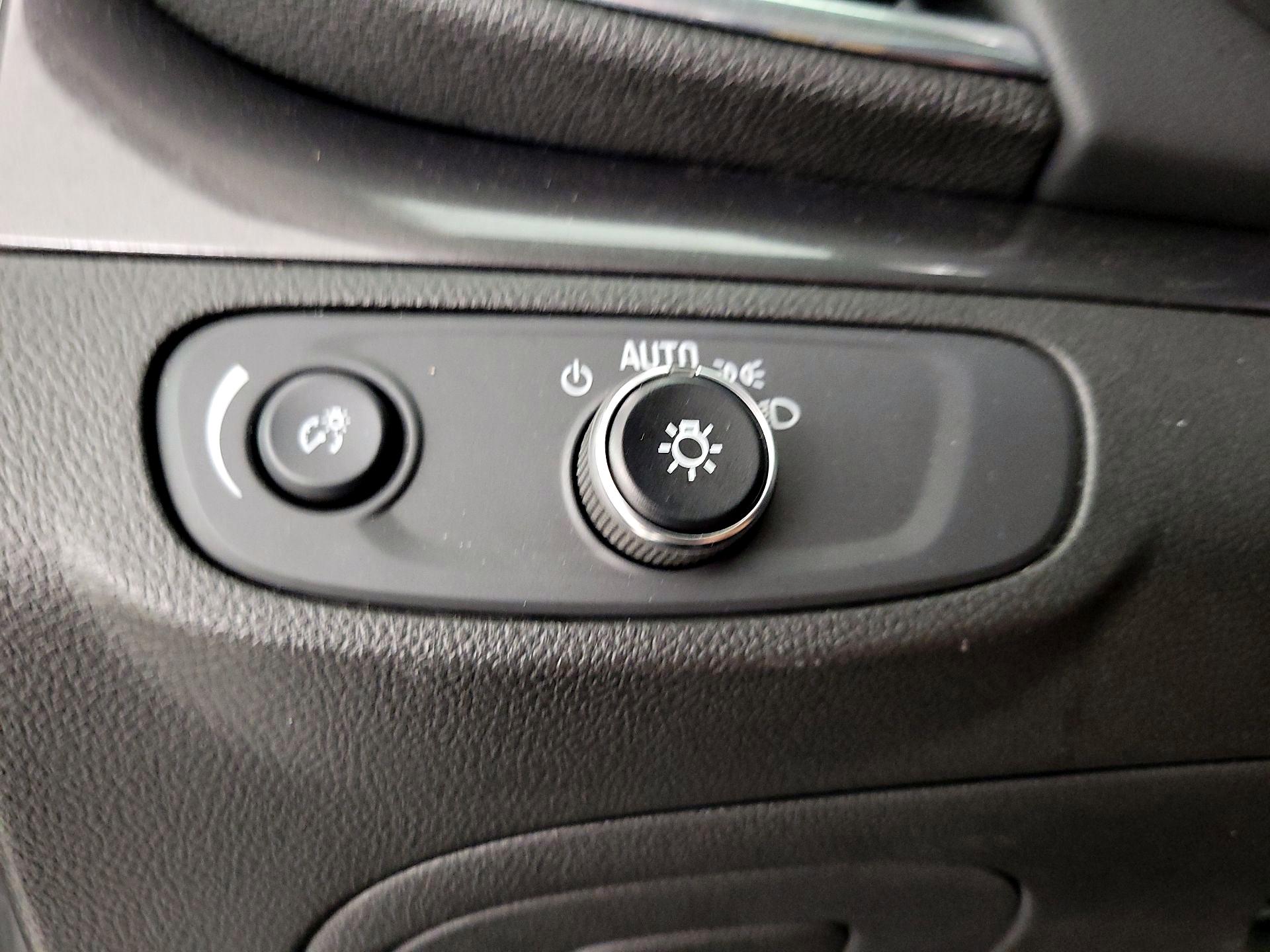 Thumbnail: 2019 Buick Encore - 13